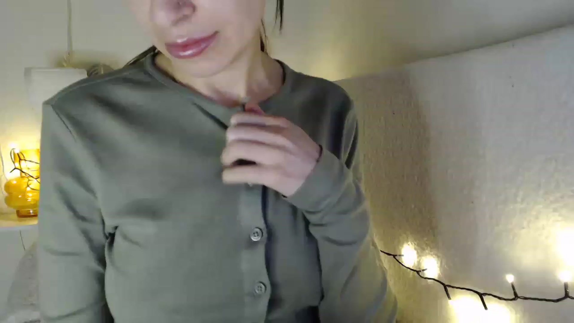 Gallery image thumbnail from Nora_Sweet's myfreecams stream on, 04/05/2023, 10:46 image 7 of 20