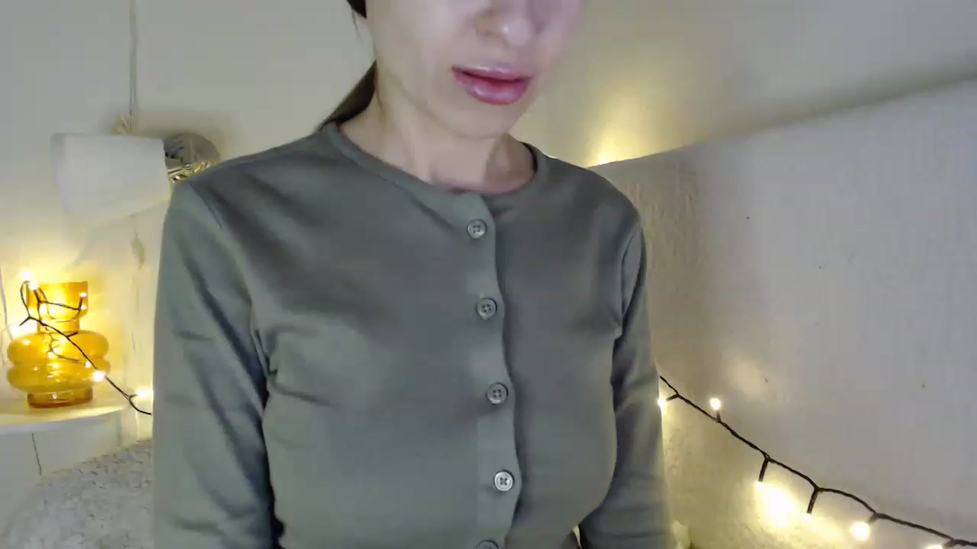 Gallery image thumbnail from Nora_Sweet's myfreecams stream on, 04/12/2023, 12:31 image 17 of 20