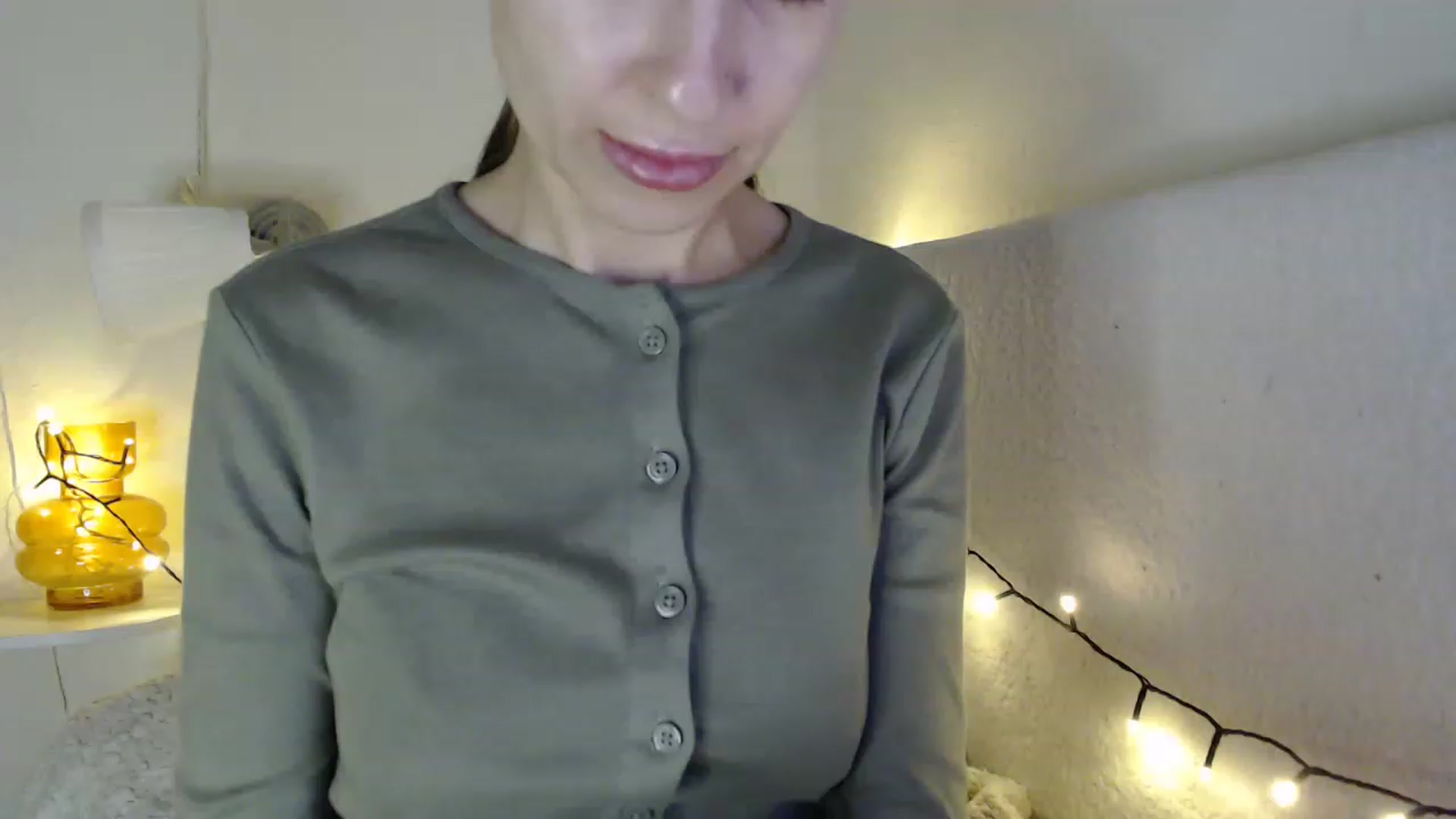 Gallery image thumbnail from Nora_Sweet's myfreecams stream on, 04/12/2023, 12:31 image 20 of 20
