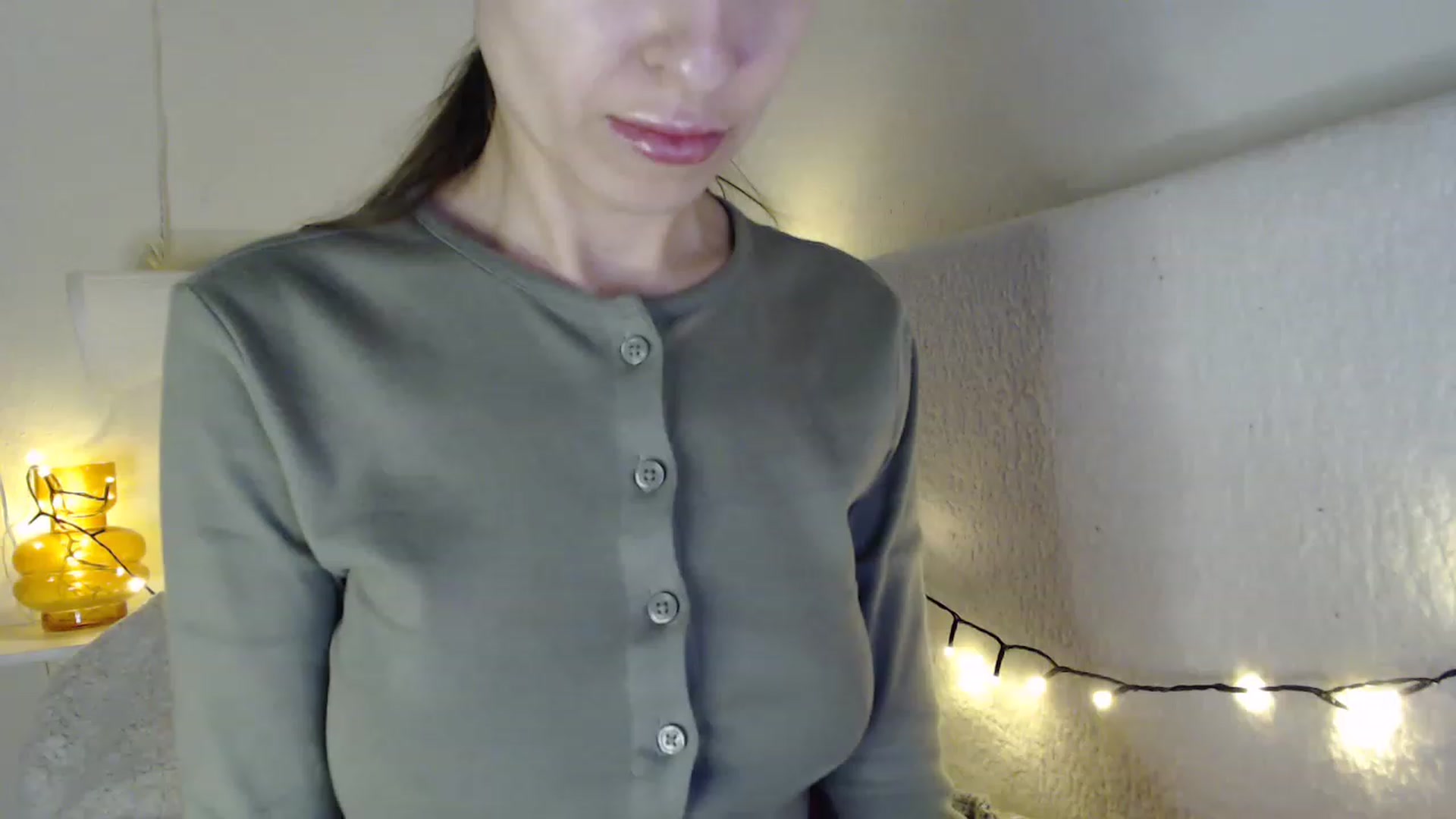 Gallery image thumbnail from Nora_Sweet's myfreecams stream on, 04/13/2023, 10:44 image 16 of 20