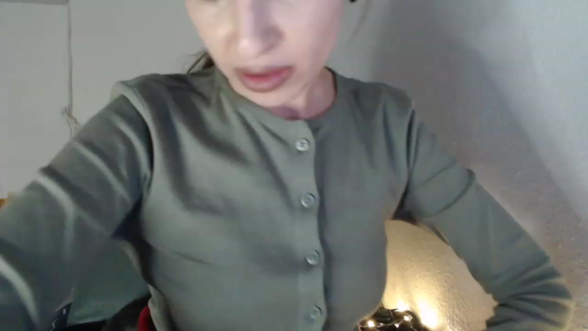 Gallery image thumbnail from Nora_Sweet's myfreecams stream on, 04/19/2023, 13:08 image 8 of 20