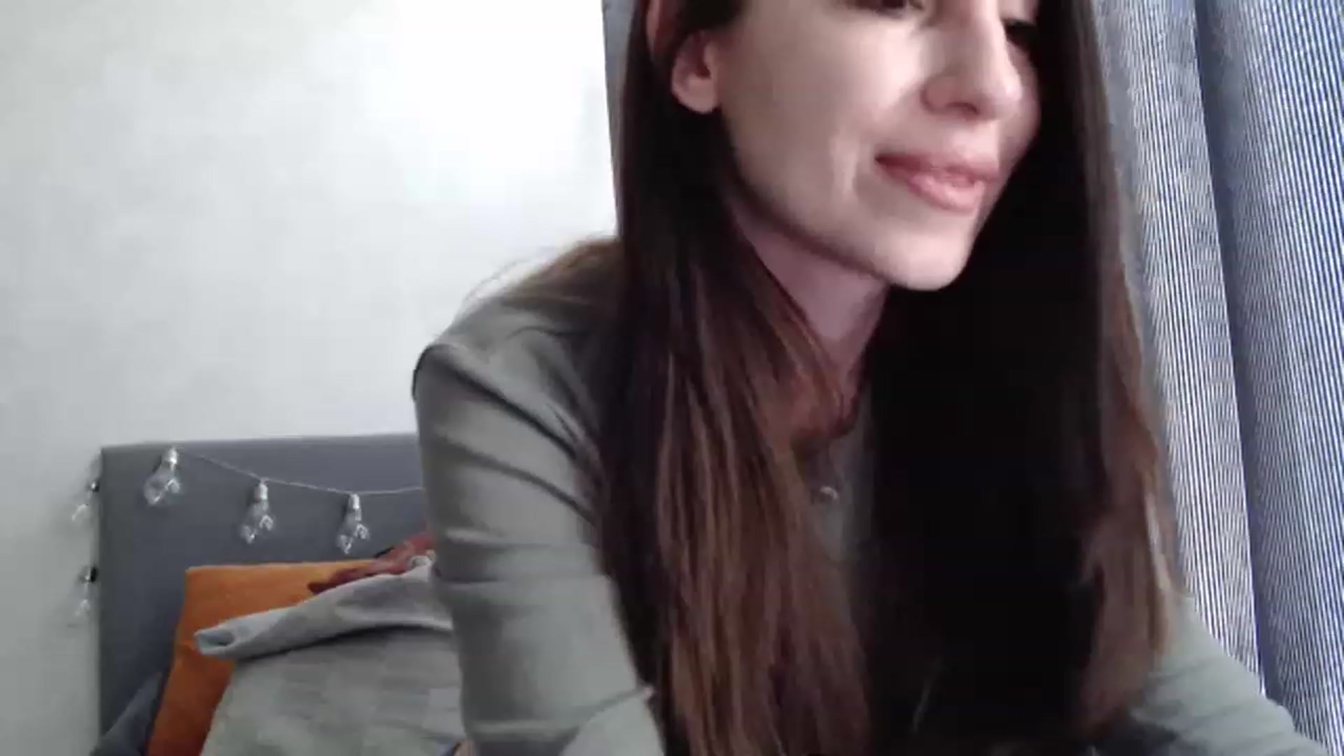 Gallery image thumbnail from Nora_Sweet's myfreecams stream on, 05/08/2023, 08:36 image 10 of 20