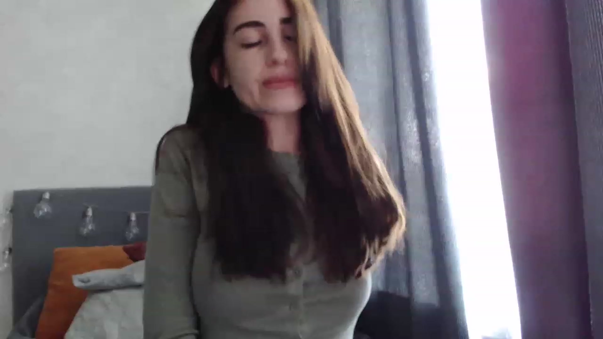 Gallery image thumbnail from Nora_Sweet's myfreecams stream on, 05/08/2023, 09:54 image 3 of 20