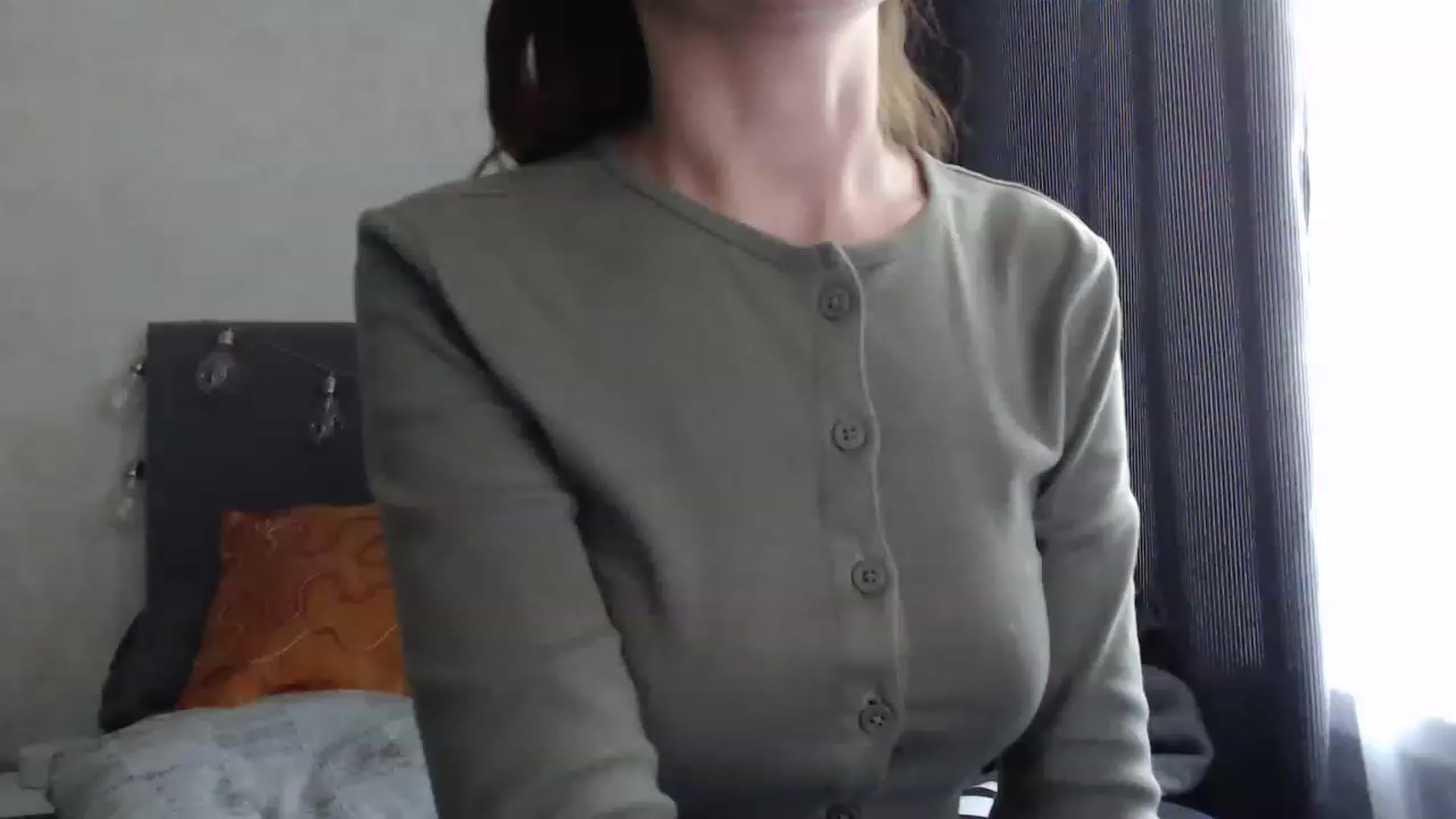 Gallery image thumbnail from Nora_Sweet's myfreecams stream on, 06/02/2023, 11:06 image 2 of 20