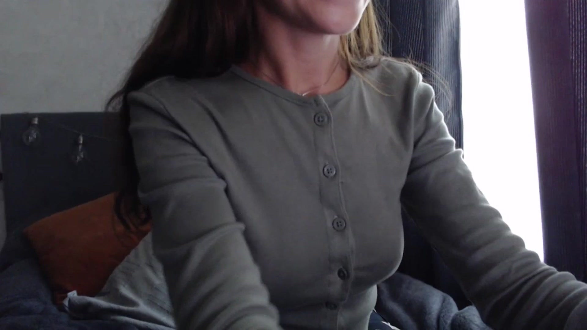 Gallery image thumbnail from Nora_Sweet's myfreecams stream on, 07/05/2023, 10:06 image 5 of 20