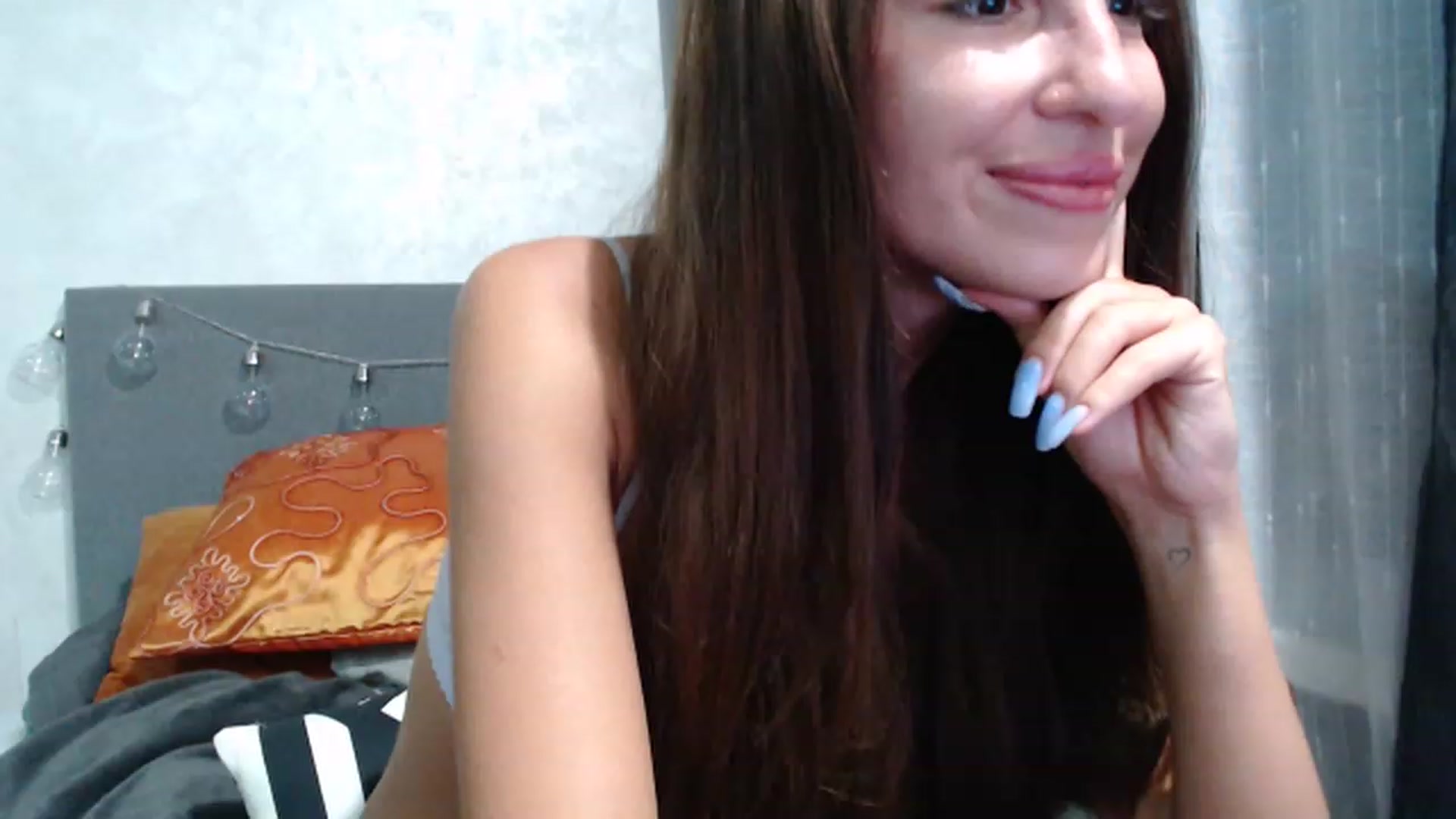 Gallery image thumbnail from Nora_Sweet's myfreecams stream on, 07/17/2023, 18:08 image 18 of 20
