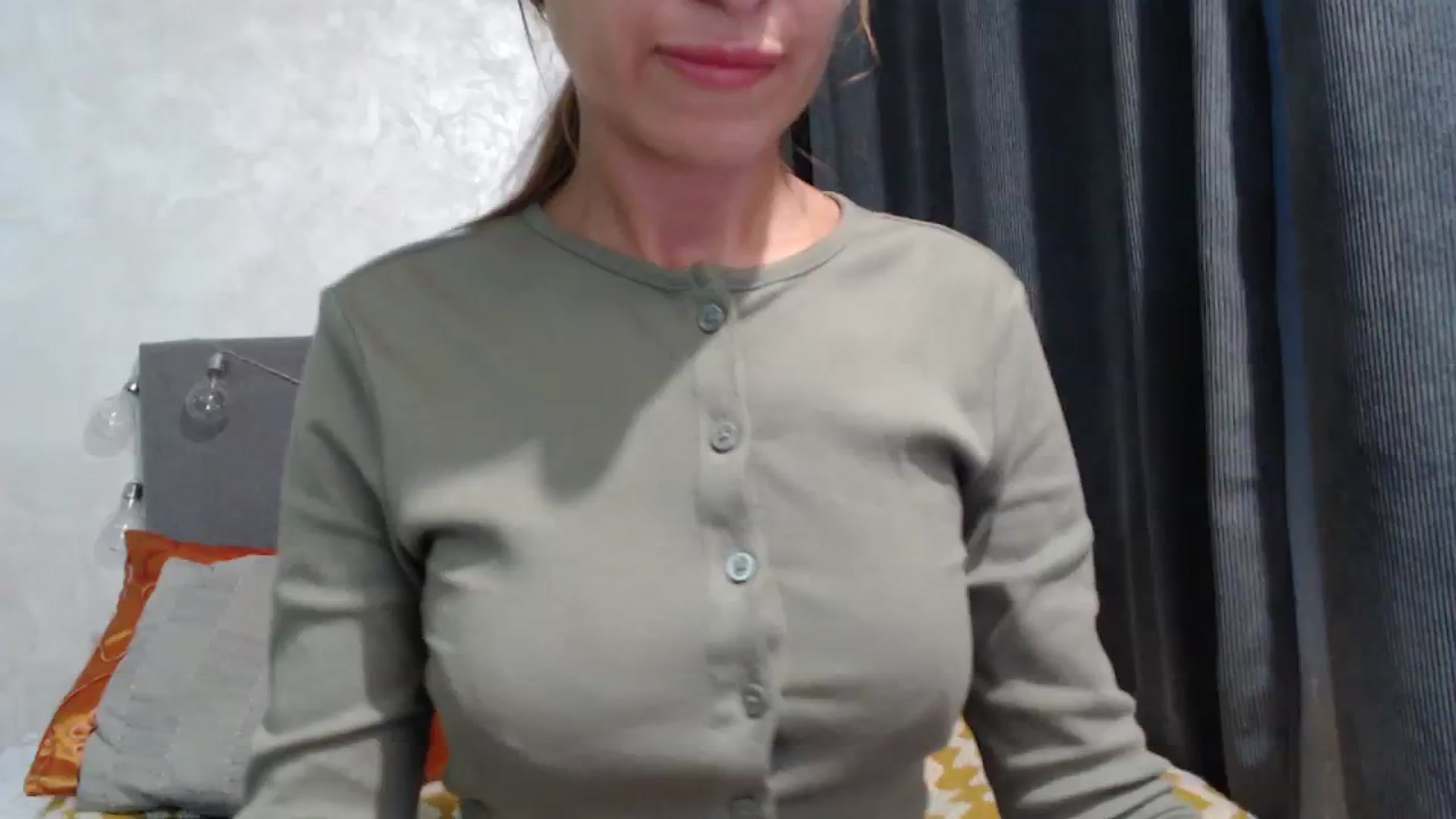 Gallery image thumbnail from Nora_Sweet's myfreecams stream on, 07/31/2023, 17:35 image 5 of 20