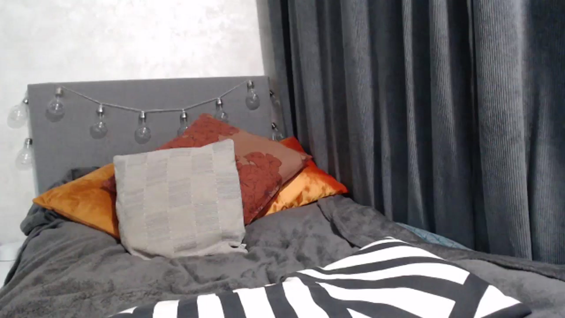 Gallery image thumbnail from Nora_Sweet's myfreecams stream on, 09/05/2023, 20:26 image 3 of 20
