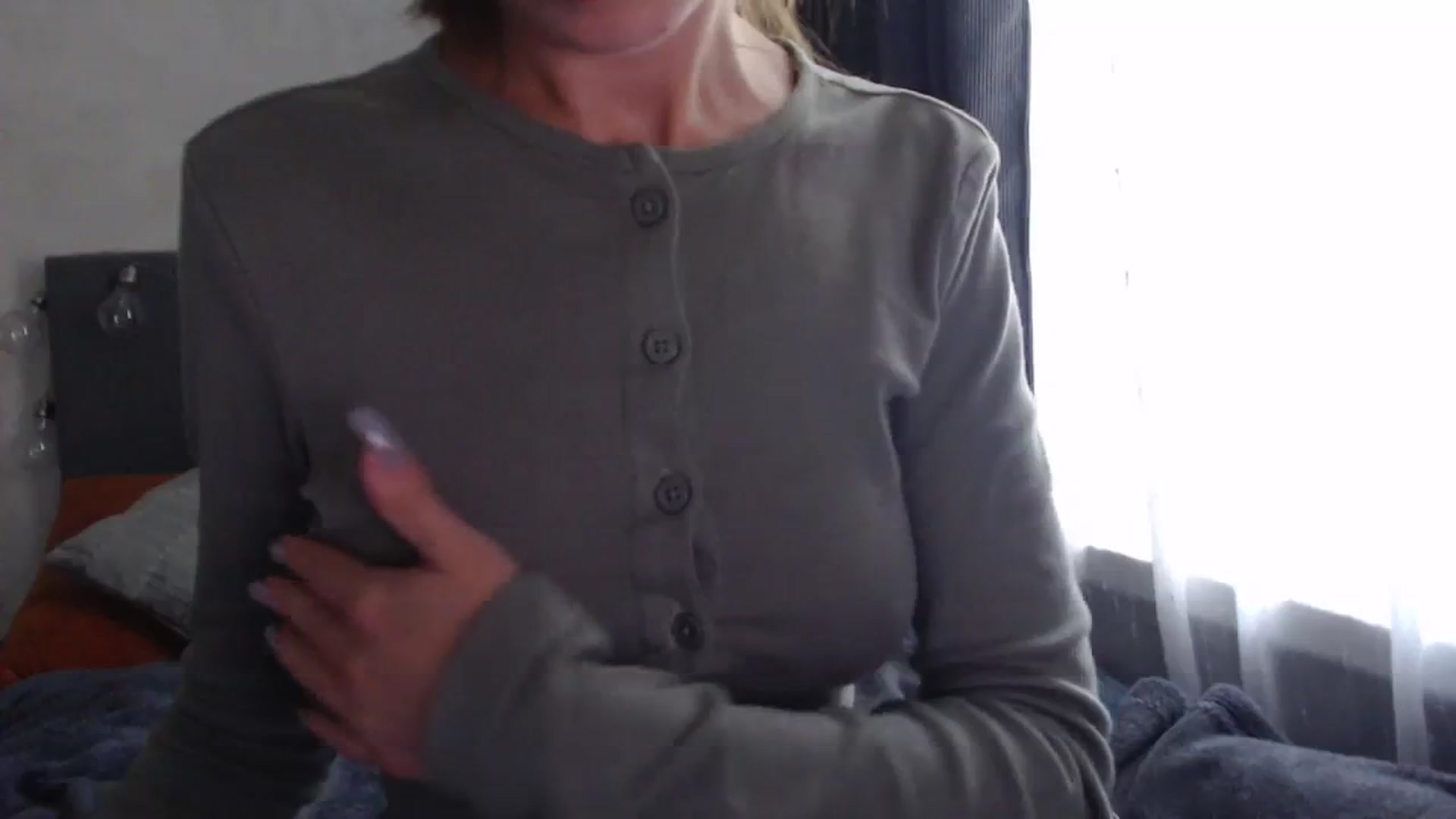 Gallery image thumbnail from Nora_Sweet's myfreecams stream on, 09/13/2023, 08:51 image 14 of 20