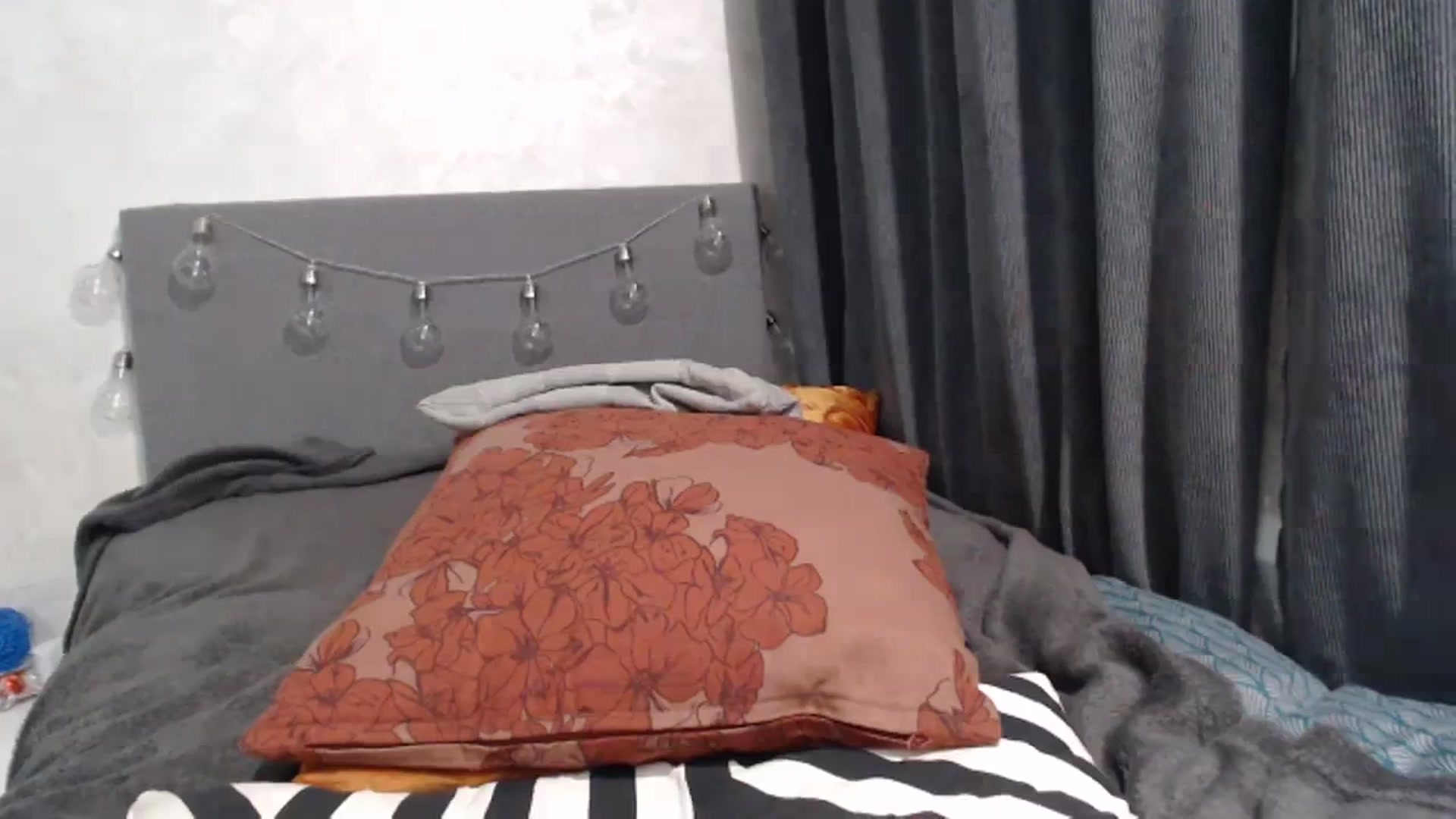 Gallery image thumbnail from Nora_Sweet's myfreecams stream on, 09/15/2023, 16:58 image 16 of 20