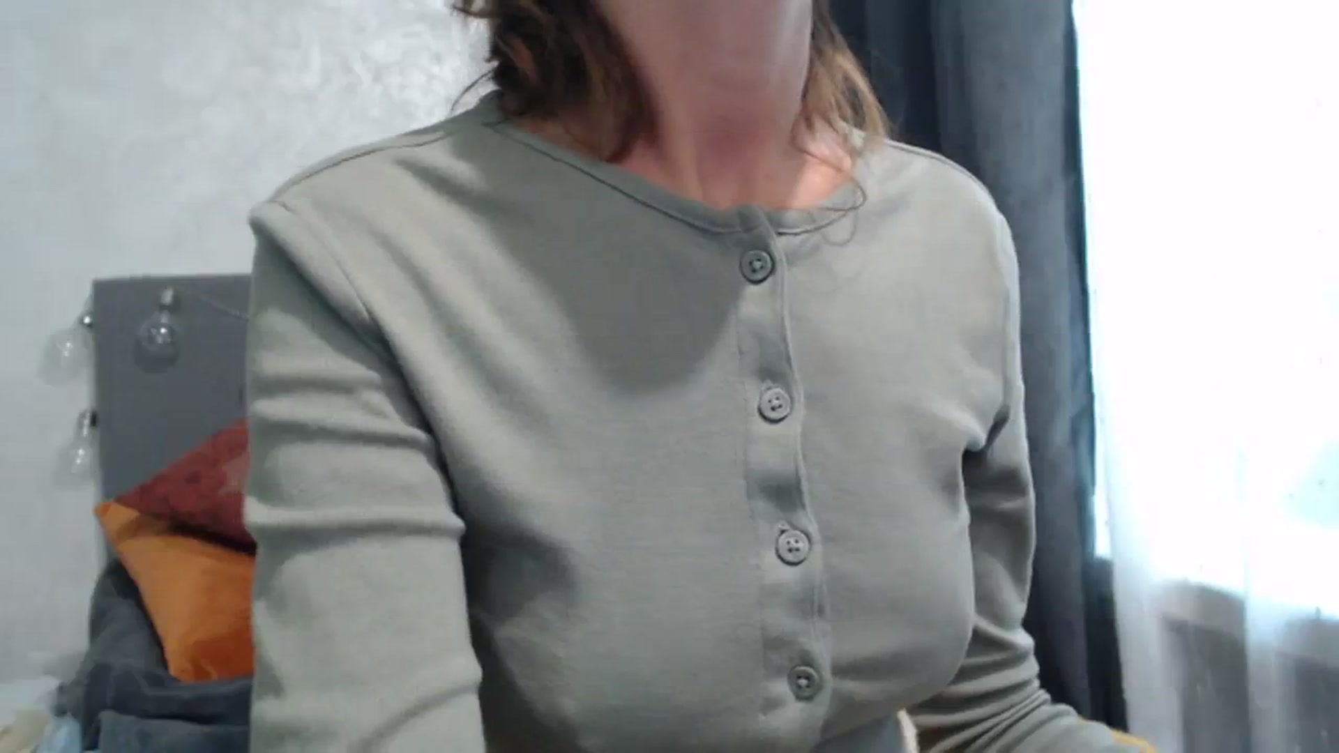 Gallery image thumbnail from Nora_Sweet's myfreecams stream on, 10/10/2023, 11:10 image 15 of 20