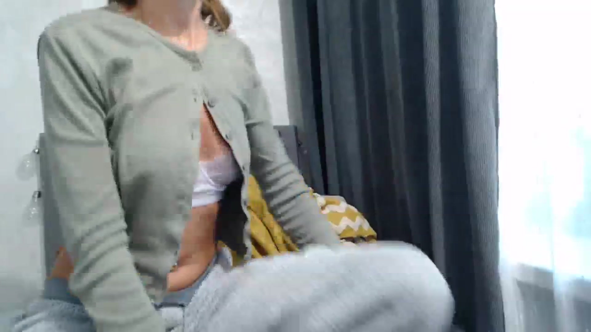 Gallery image thumbnail from Nora_Sweet's myfreecams stream on, 10/15/2023, 12:35 image 13 of 20