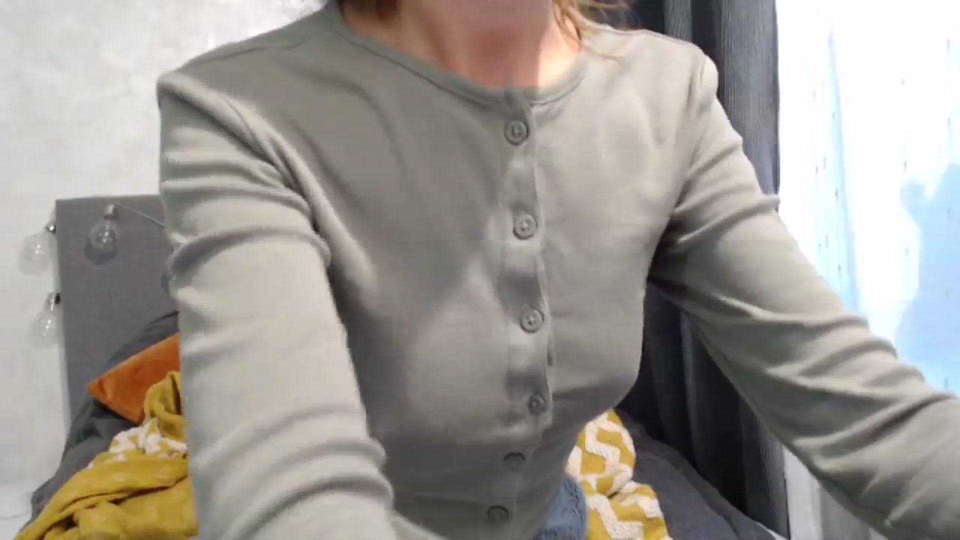 Gallery image thumbnail from Nora_Sweet's myfreecams stream on, 10/15/2023, 12:58 image 11 of 20