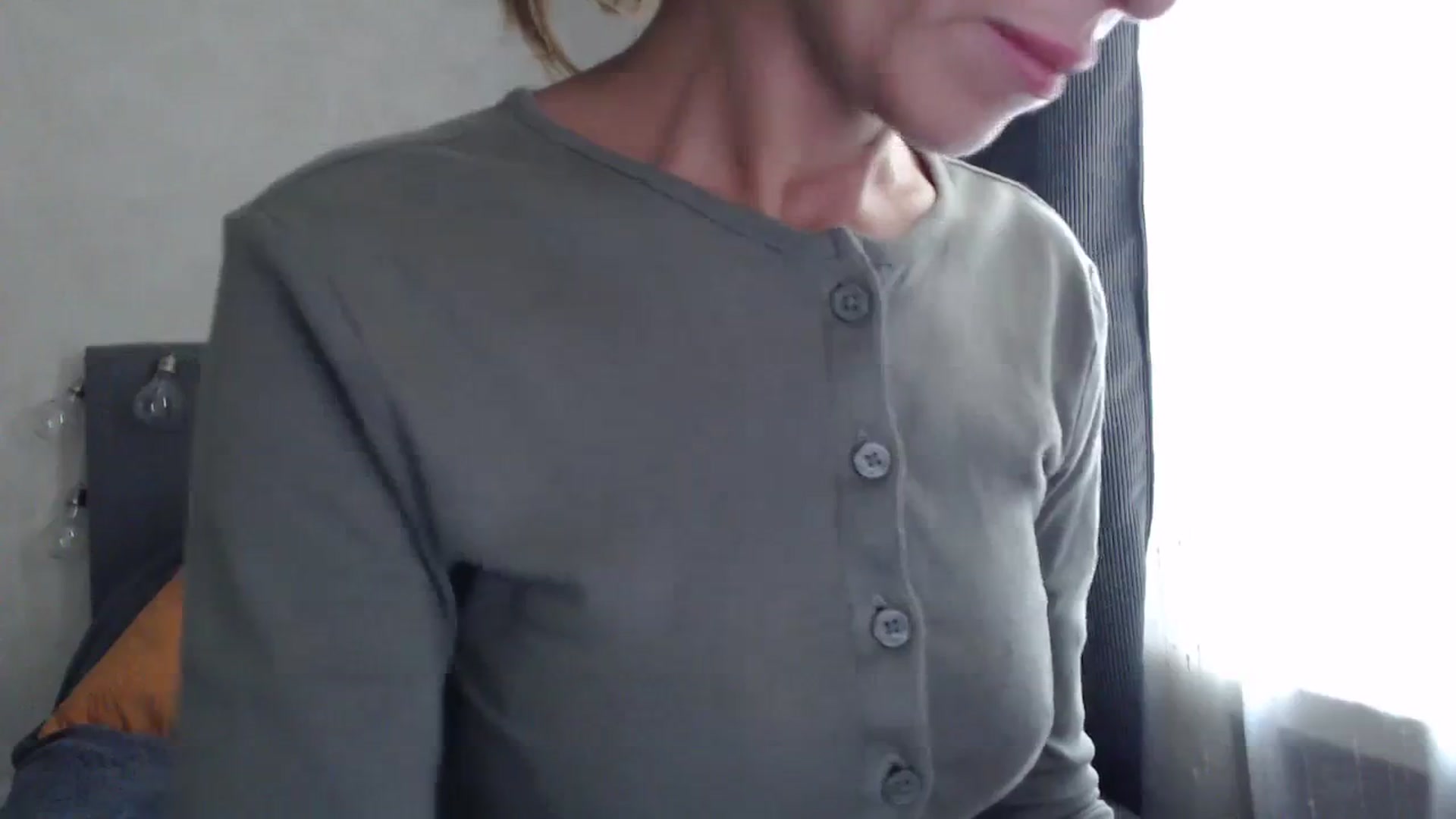 Gallery image thumbnail from Nora_Sweet's myfreecams stream on, 10/30/2023, 09:43 image 17 of 20