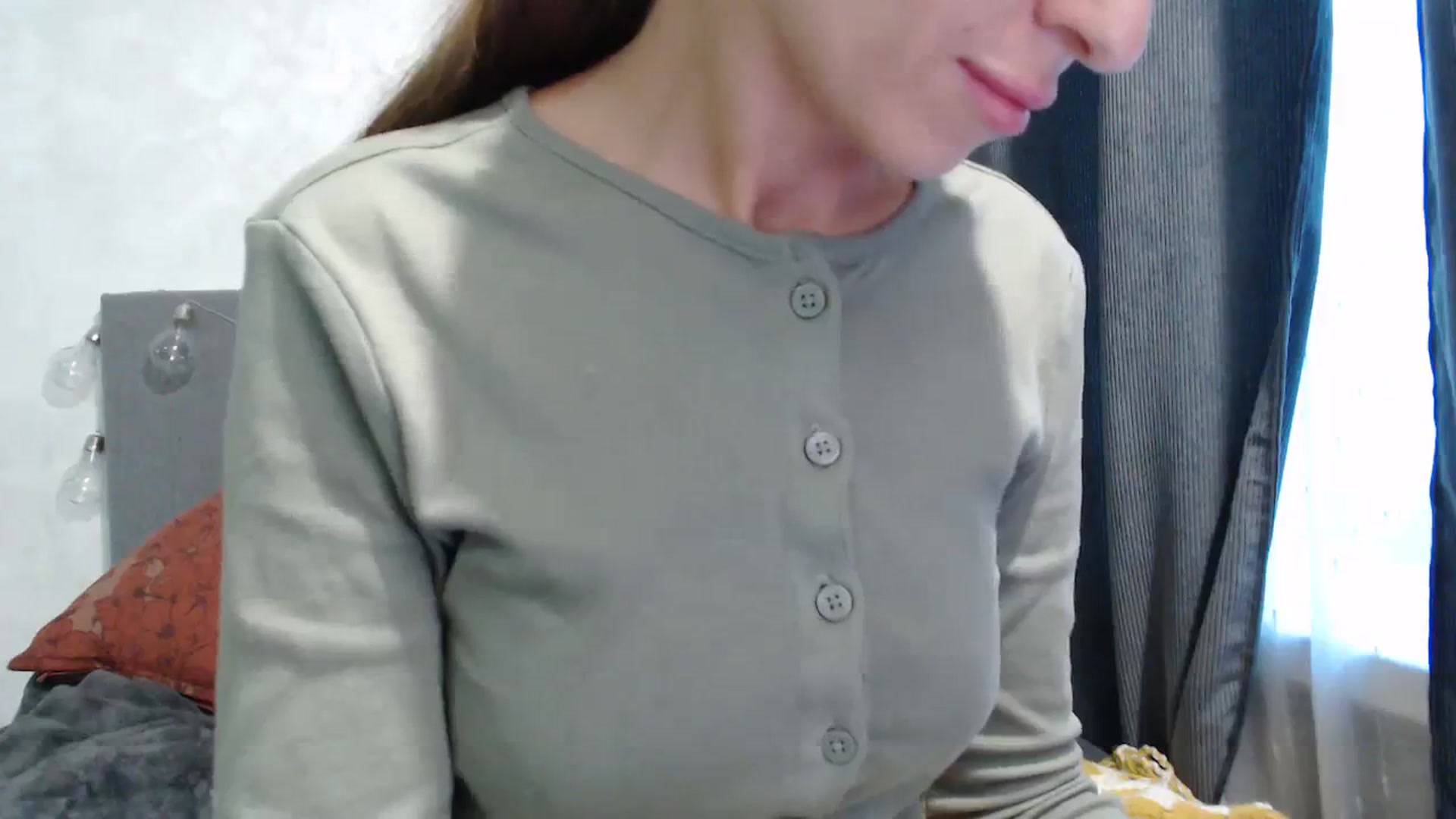 Gallery image thumbnail from Nora_Sweet's myfreecams stream on, 11/06/2023, 14:18 image 2 of 20