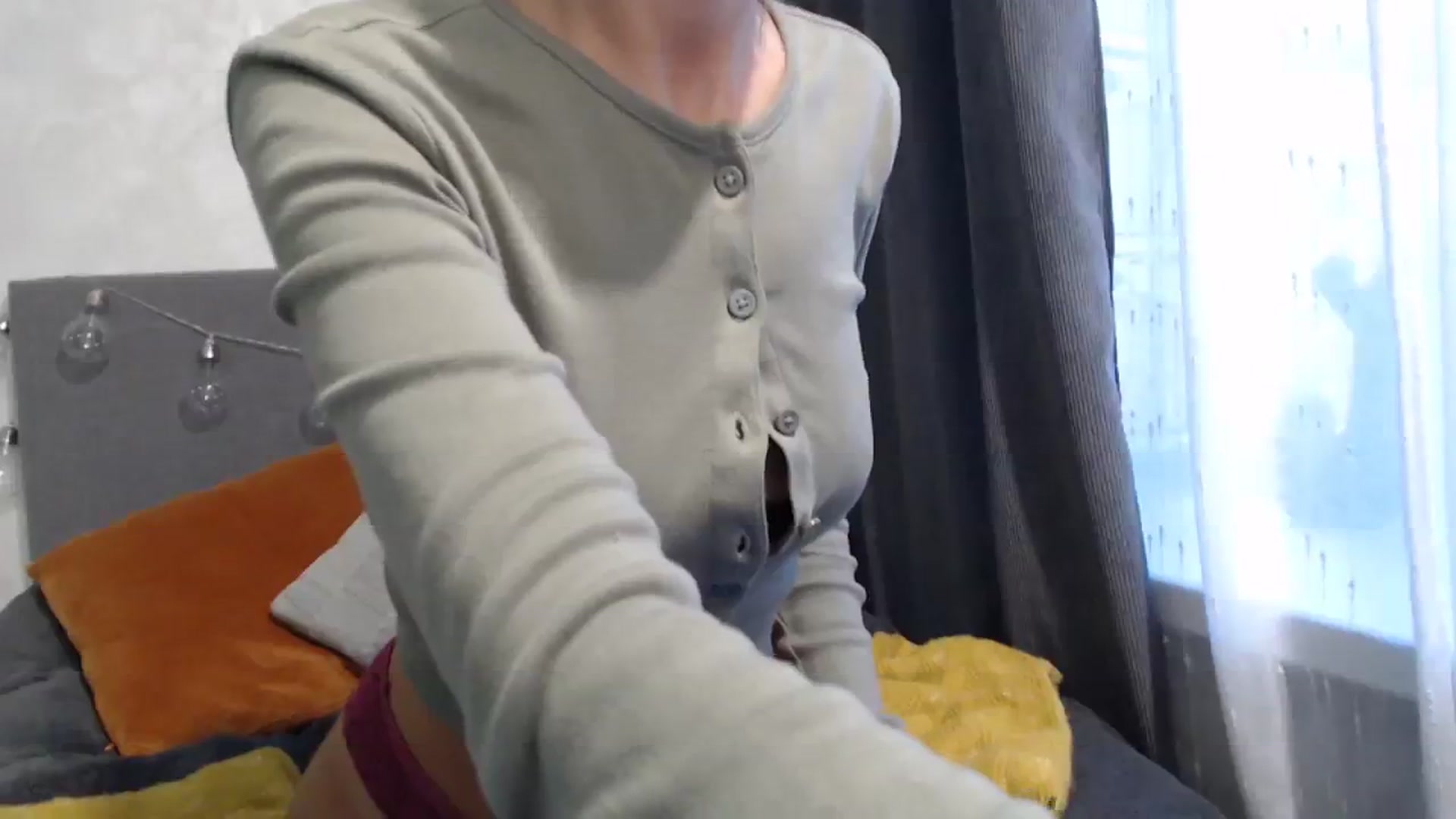 Gallery image thumbnail from Nora_Sweet's myfreecams stream on, 11/13/2023, 13:41 image 17 of 20