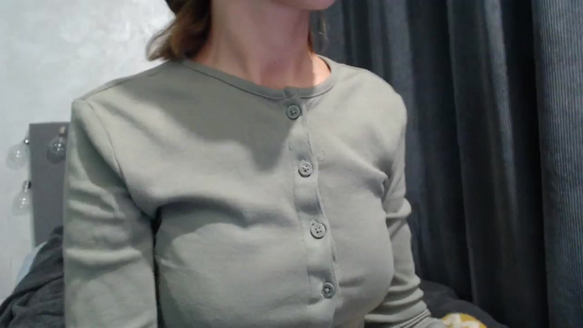 Gallery image thumbnail from Nora_Sweet's myfreecams stream on, 11/15/2023, 17:25 image 15 of 20