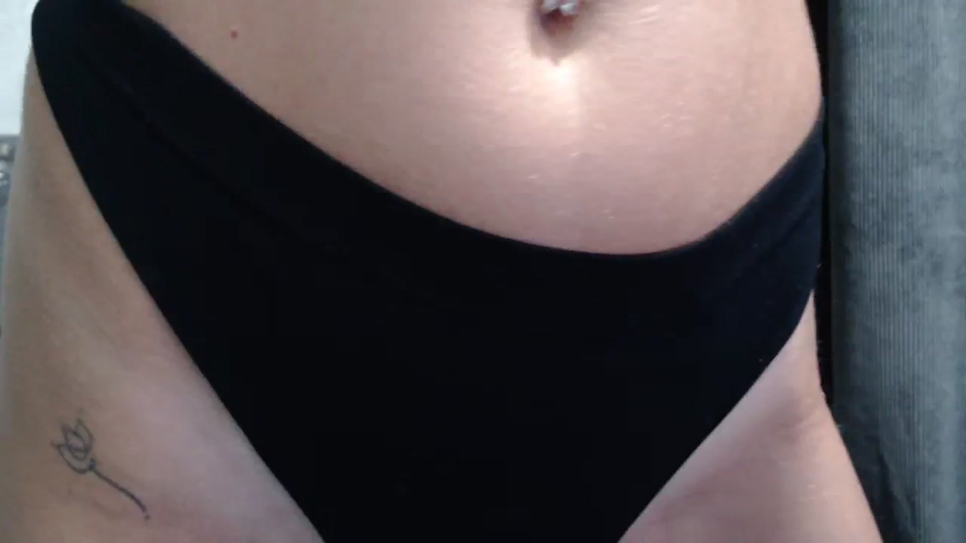 Gallery image thumbnail from Nora_Sweet's myfreecams stream on, 11/15/2023, 17:25 image 8 of 20