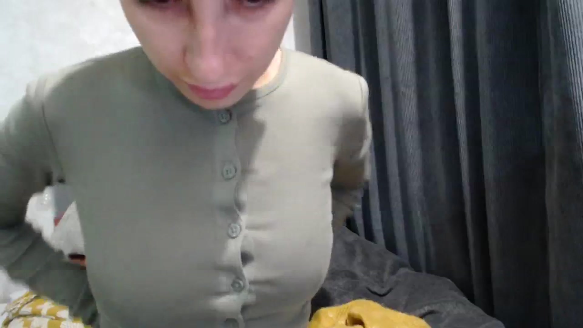 Gallery image thumbnail from Nora_Sweet's myfreecams stream on, 11/18/2023, 17:00 image 3 of 20