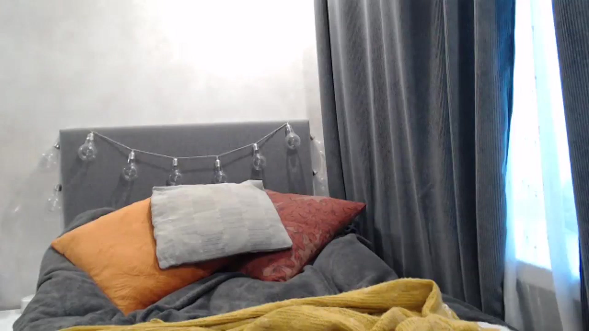 Gallery image thumbnail from Nora_Sweet's myfreecams stream on, 11/30/2023, 12:48 image 15 of 20