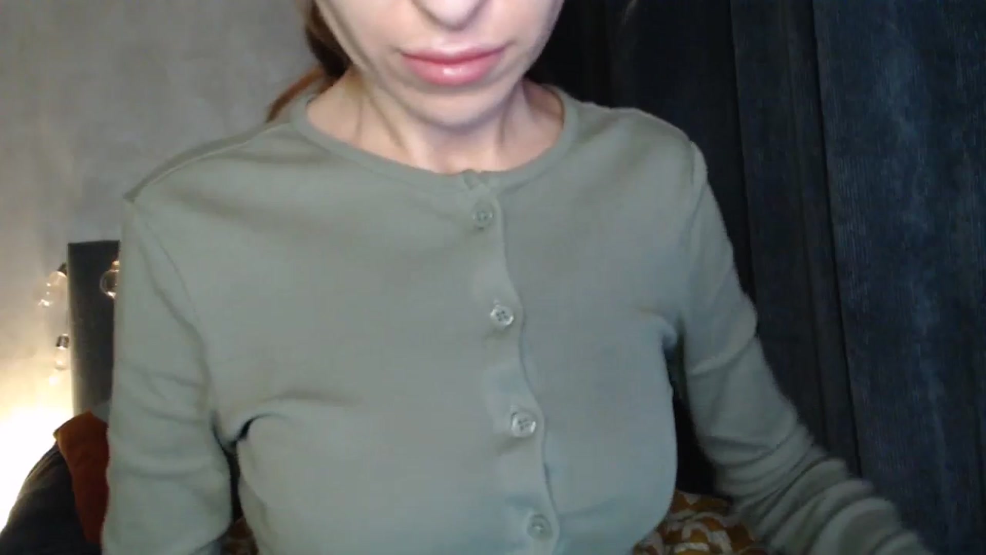 Gallery image thumbnail from Nora_Sweet's myfreecams stream on, 02/17/2024, 20:10 image 12 of 20