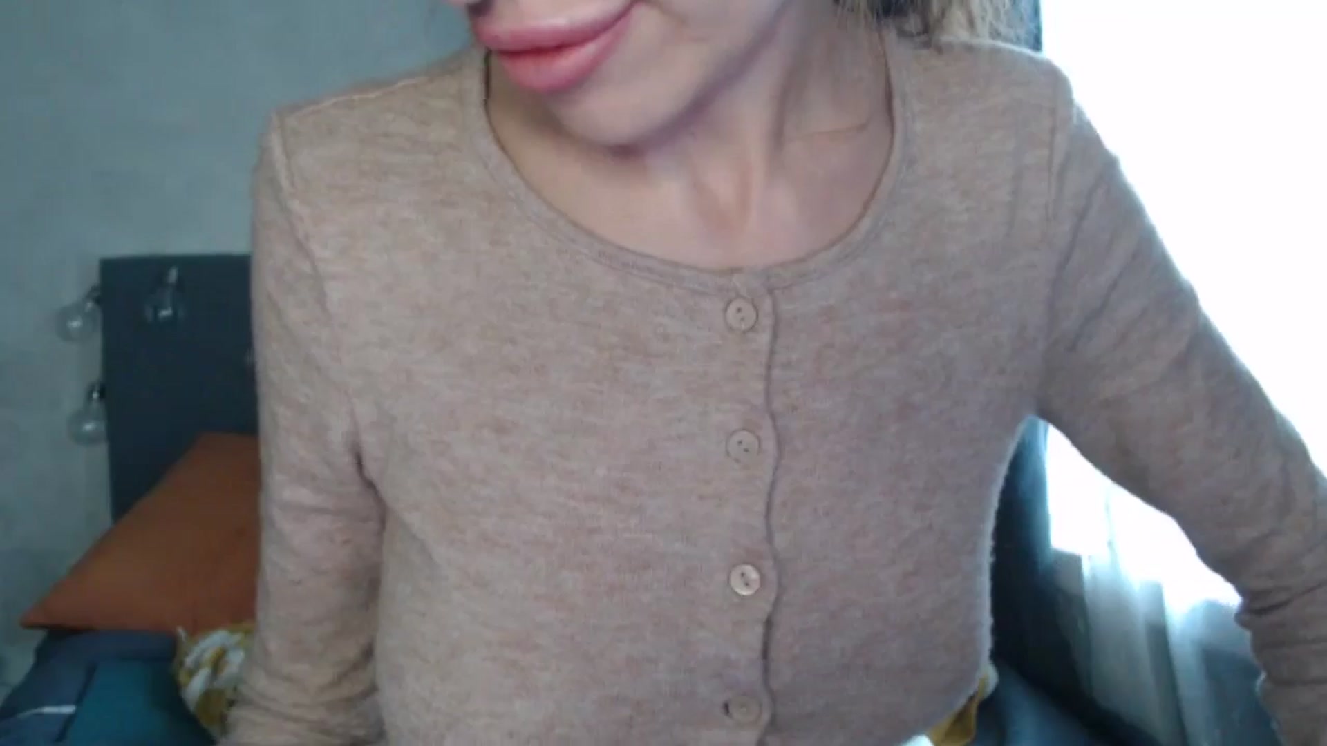 Gallery image thumbnail from Nora_Sweet's myfreecams stream on, 06/11/2024, 12:03 image 9 of 20