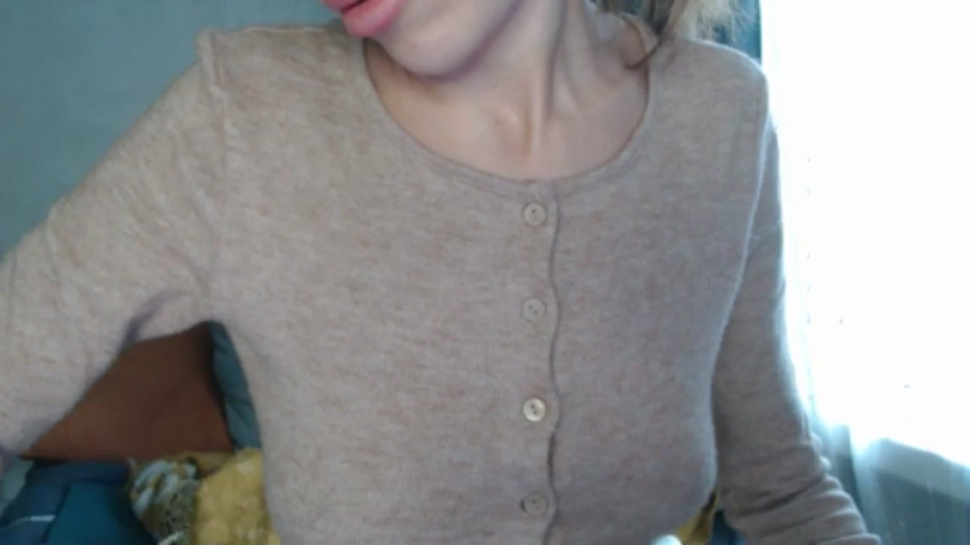 Gallery image thumbnail from Nora_Sweet's myfreecams stream on, 06/11/2024, 12:03 image 10 of 20