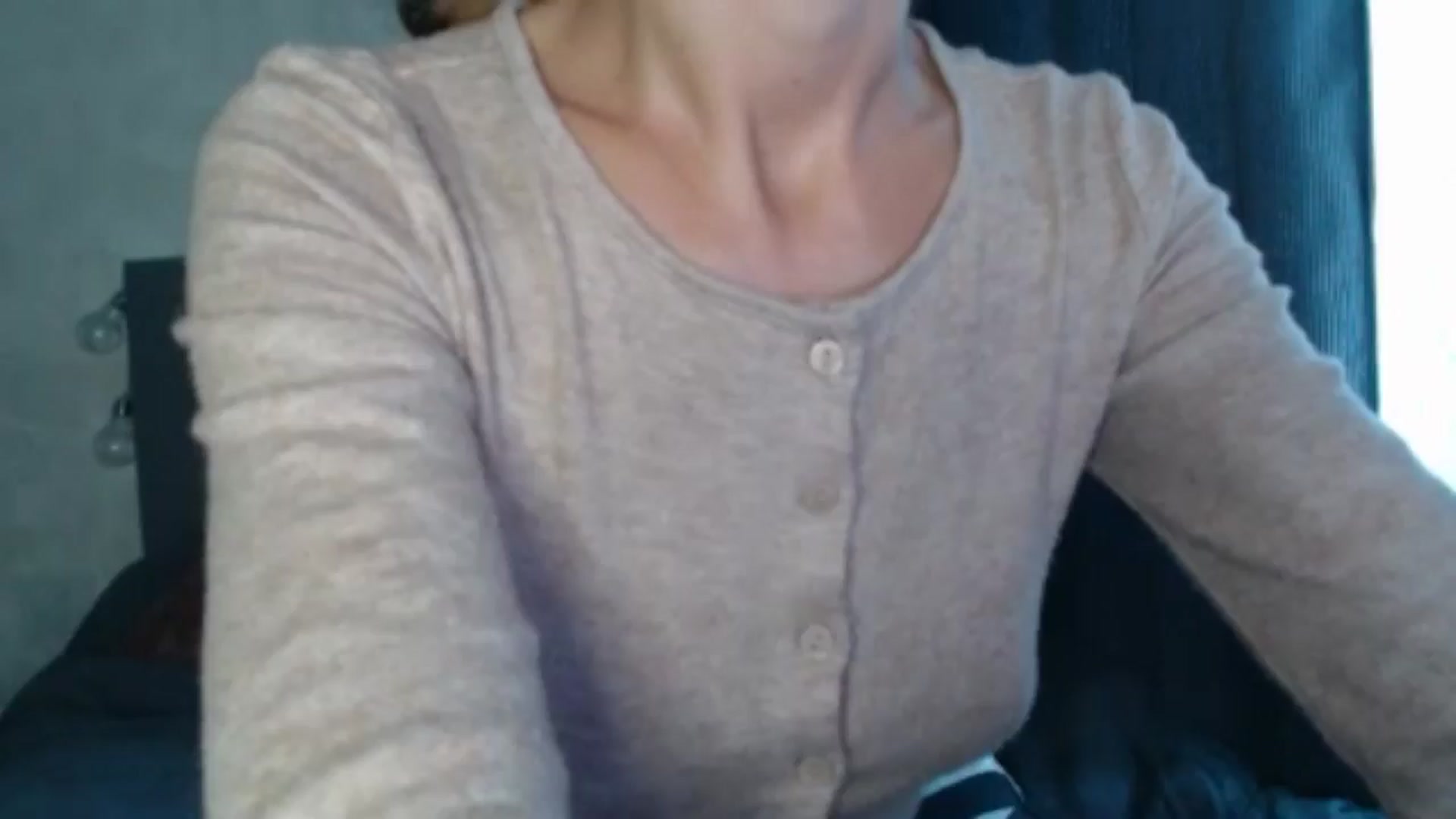 Gallery image thumbnail from Nora_Sweet's myfreecams stream on, 07/25/2024, 10:42 image 19 of 20