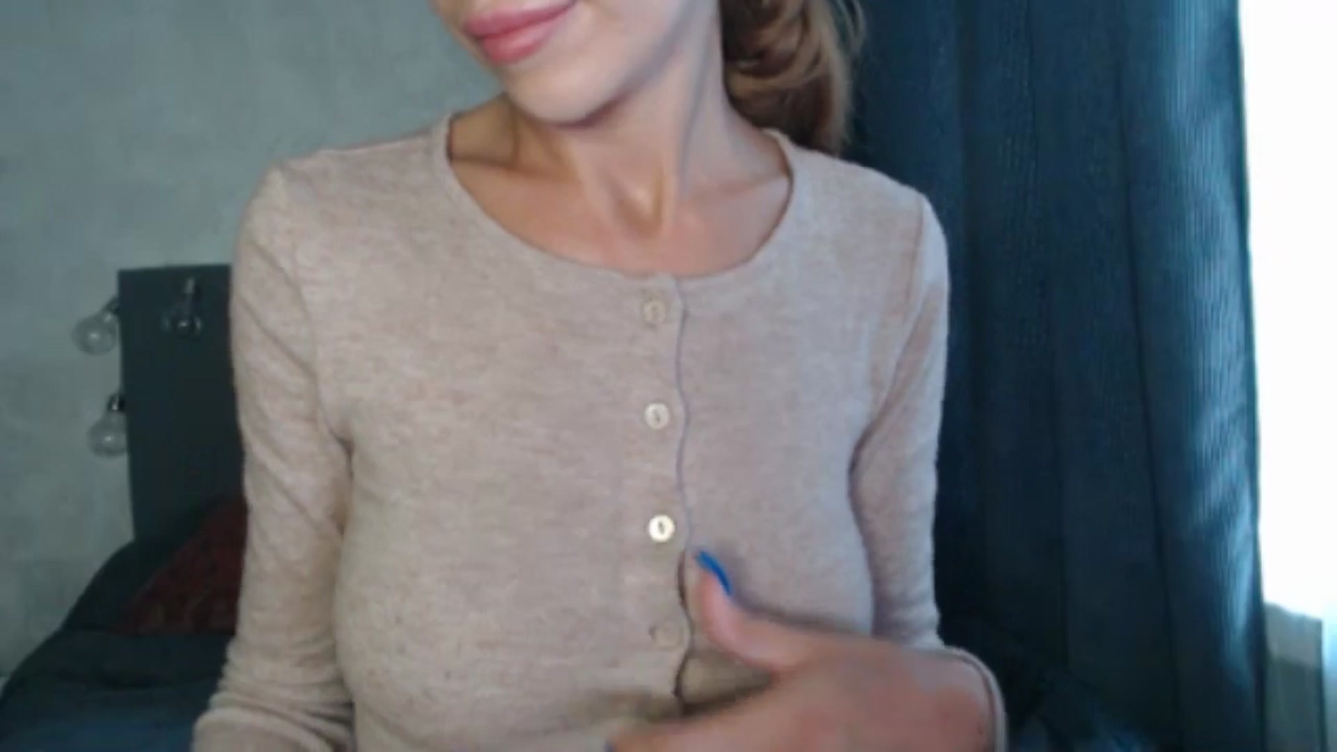Gallery image thumbnail from Nora_Sweet's myfreecams stream on, 07/25/2024, 10:52 image 13 of 20