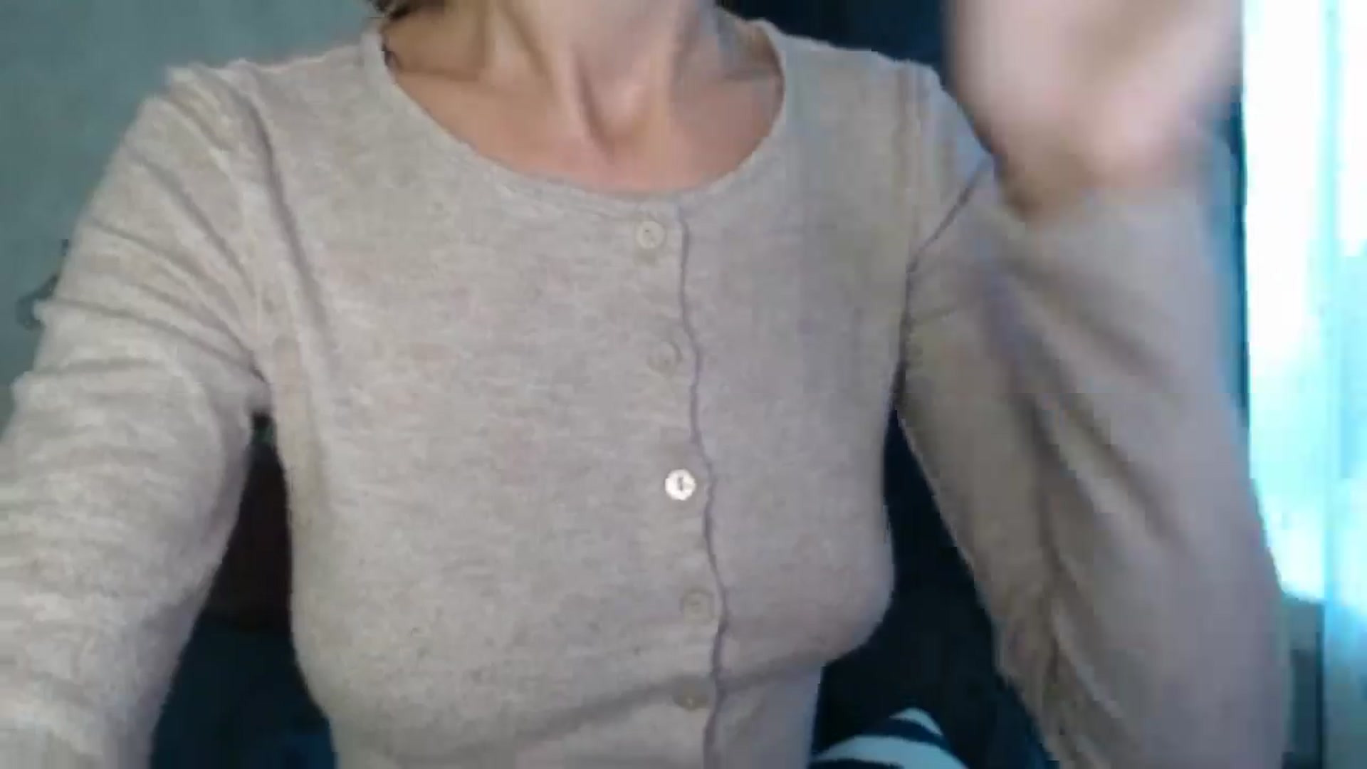 Gallery image thumbnail from Nora_Sweet's myfreecams stream on, 07/25/2024, 12:19 image 19 of 20