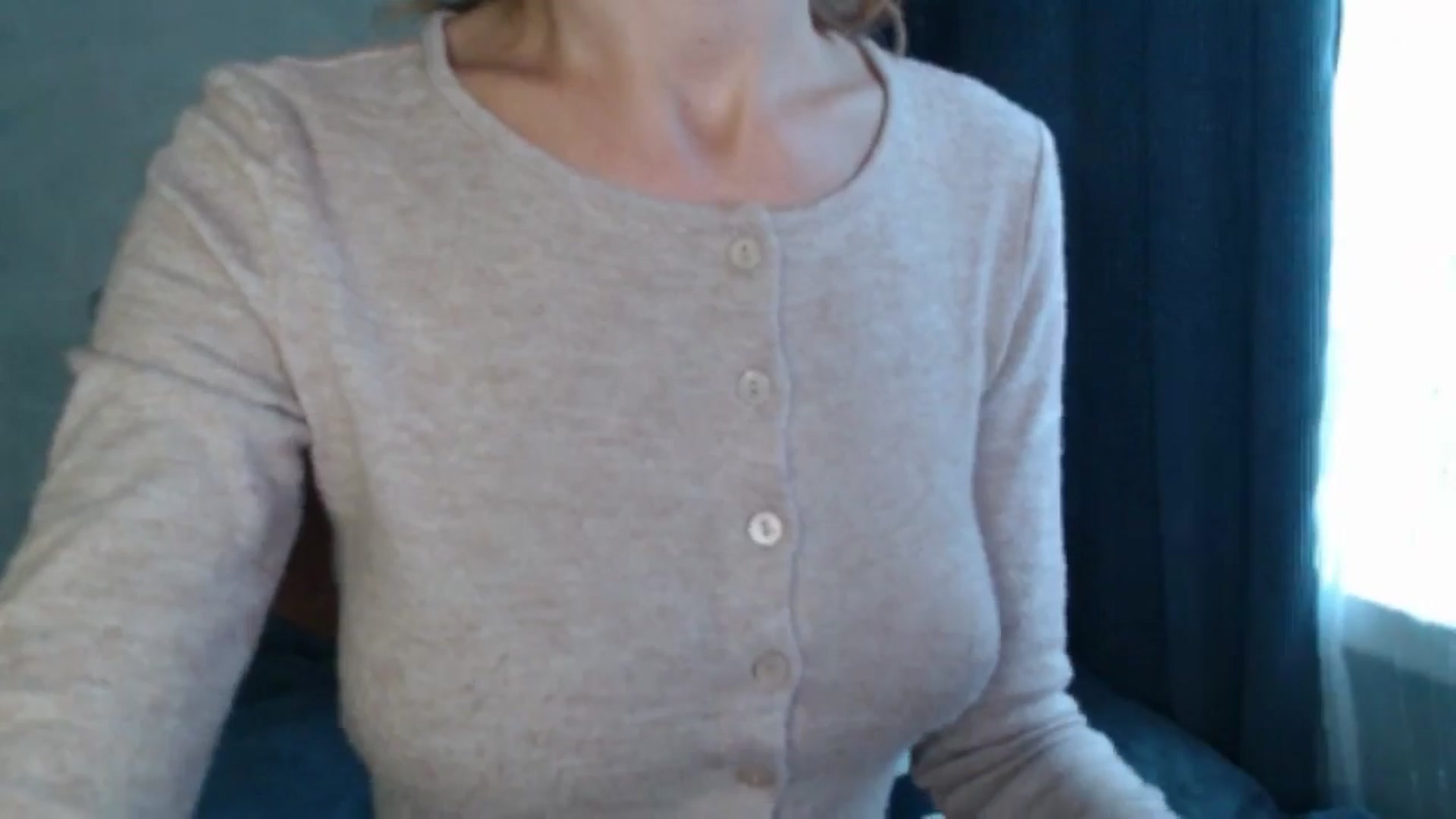Gallery image thumbnail from Nora_Sweet's myfreecams stream on, 07/27/2024, 13:25 image 8 of 20