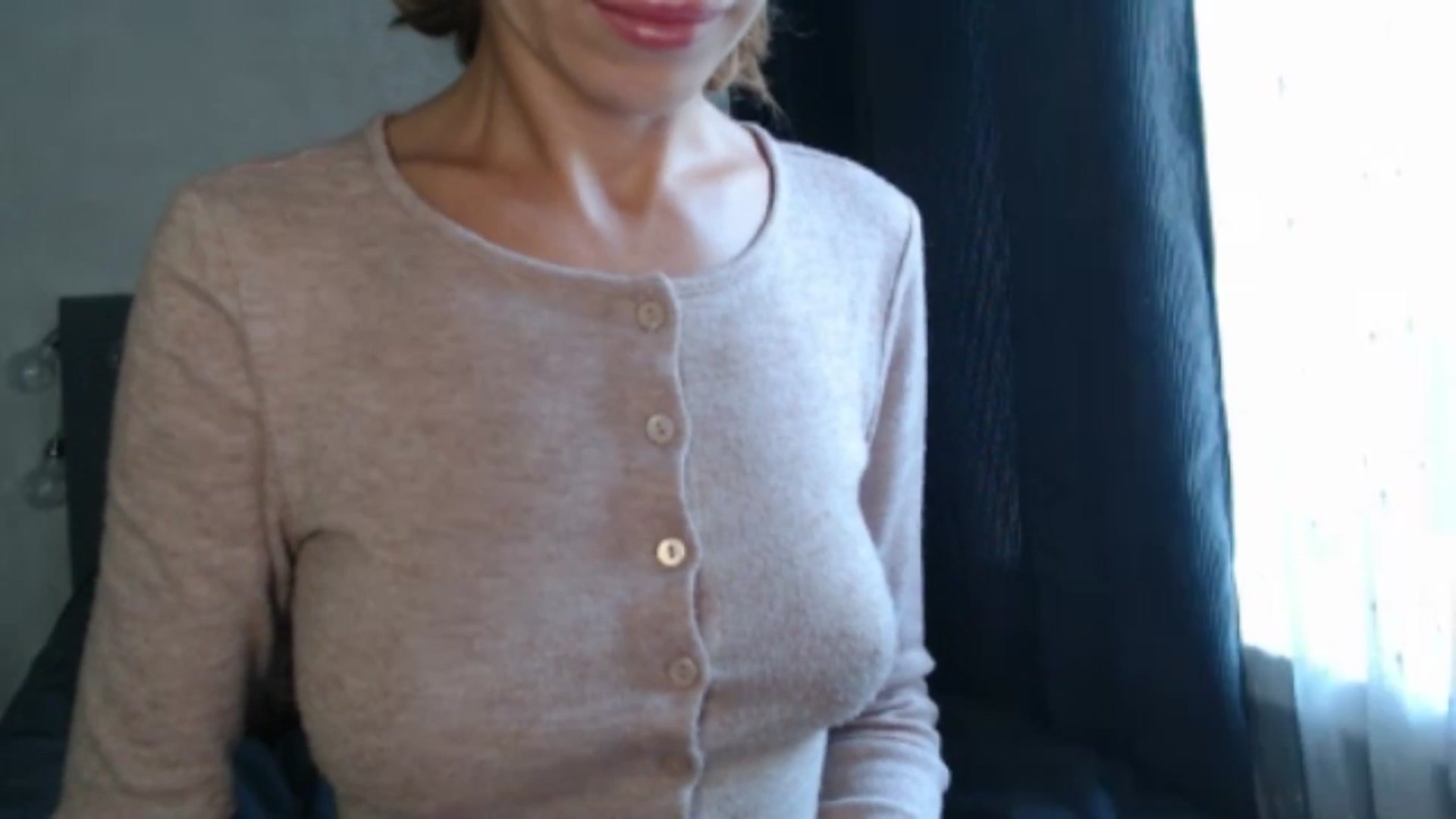 Gallery image thumbnail from Nora_Sweet's myfreecams stream on, 07/28/2024, 08:51 image 11 of 20