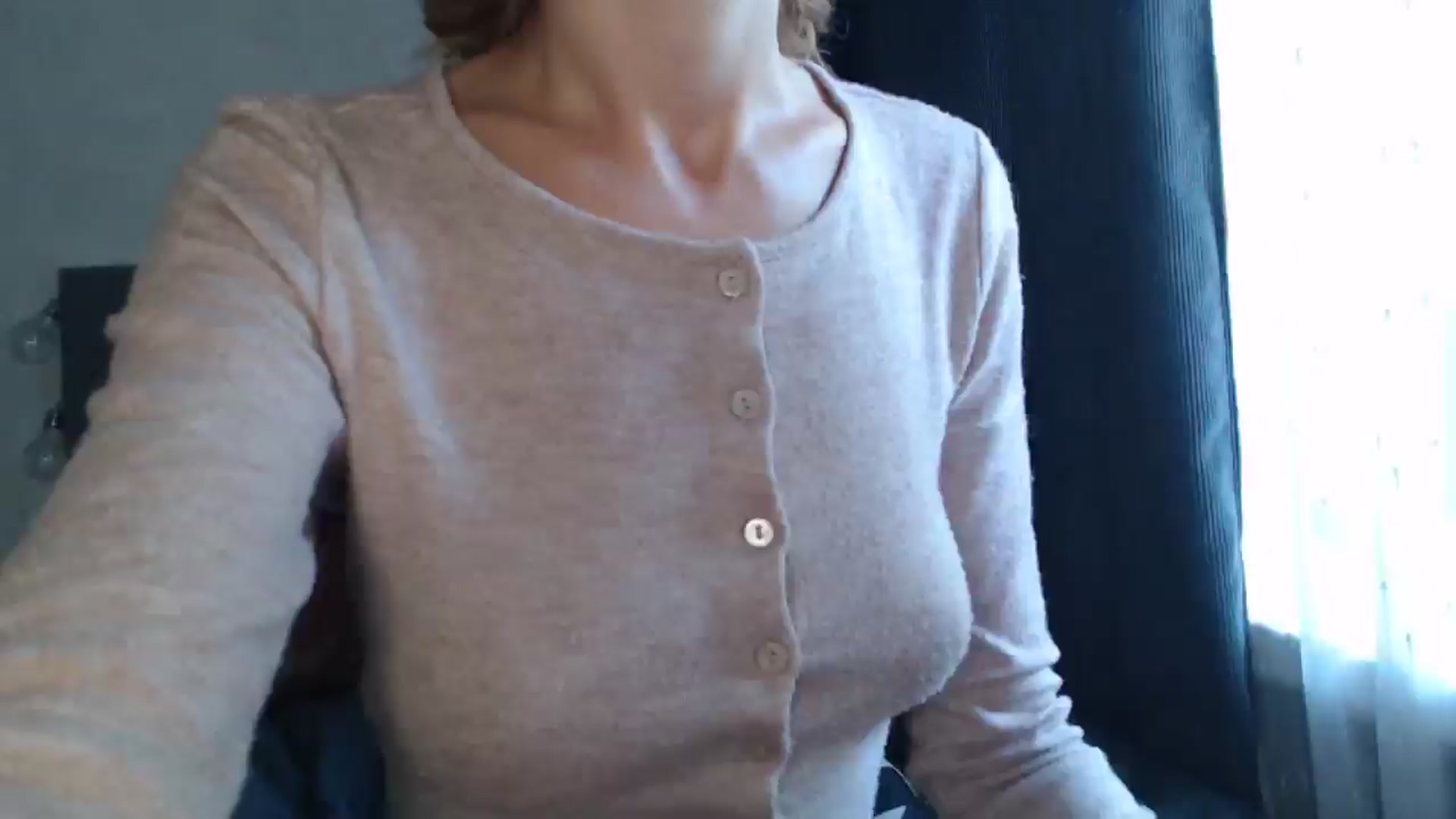 Gallery image thumbnail from Nora_Sweet's myfreecams stream on, 07/28/2024, 08:51 image 13 of 20