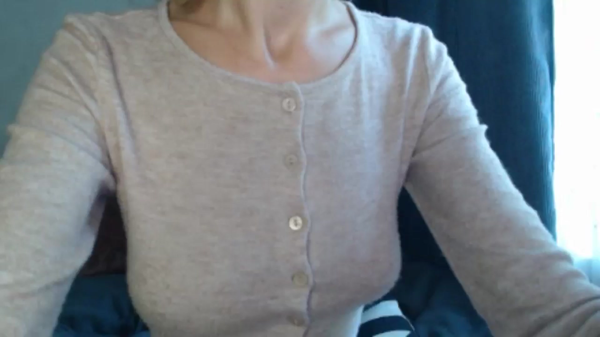 Gallery image thumbnail from Nora_Sweet's myfreecams stream on, 07/28/2024, 09:30 image 2 of 20