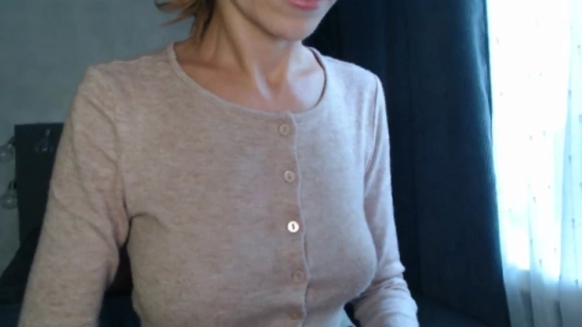 Gallery image thumbnail from Nora_Sweet's myfreecams stream on, 07/28/2024, 09:44 image 16 of 20