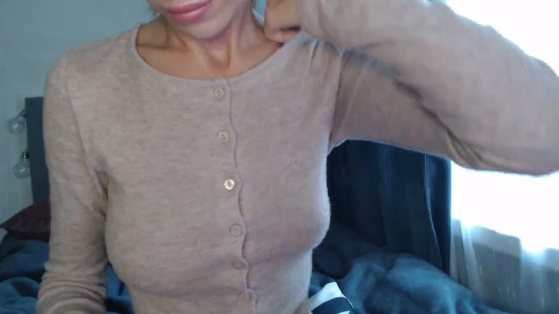 Gallery image thumbnail from Nora_Sweet's myfreecams stream on, 07/29/2024, 08:51 image 20 of 20