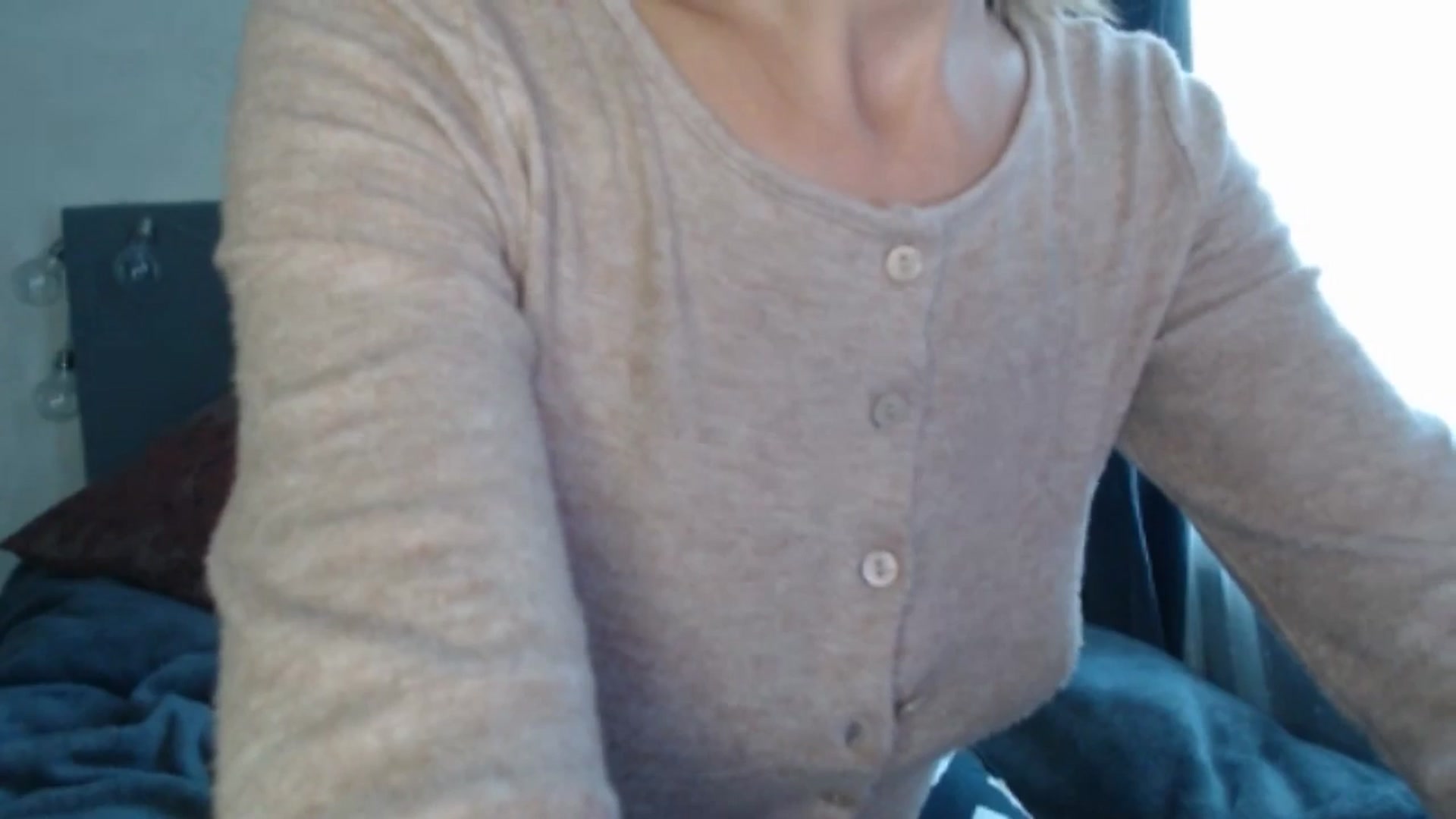 Gallery image thumbnail from Nora_Sweet's myfreecams stream on, 07/29/2024, 08:51 image 8 of 20