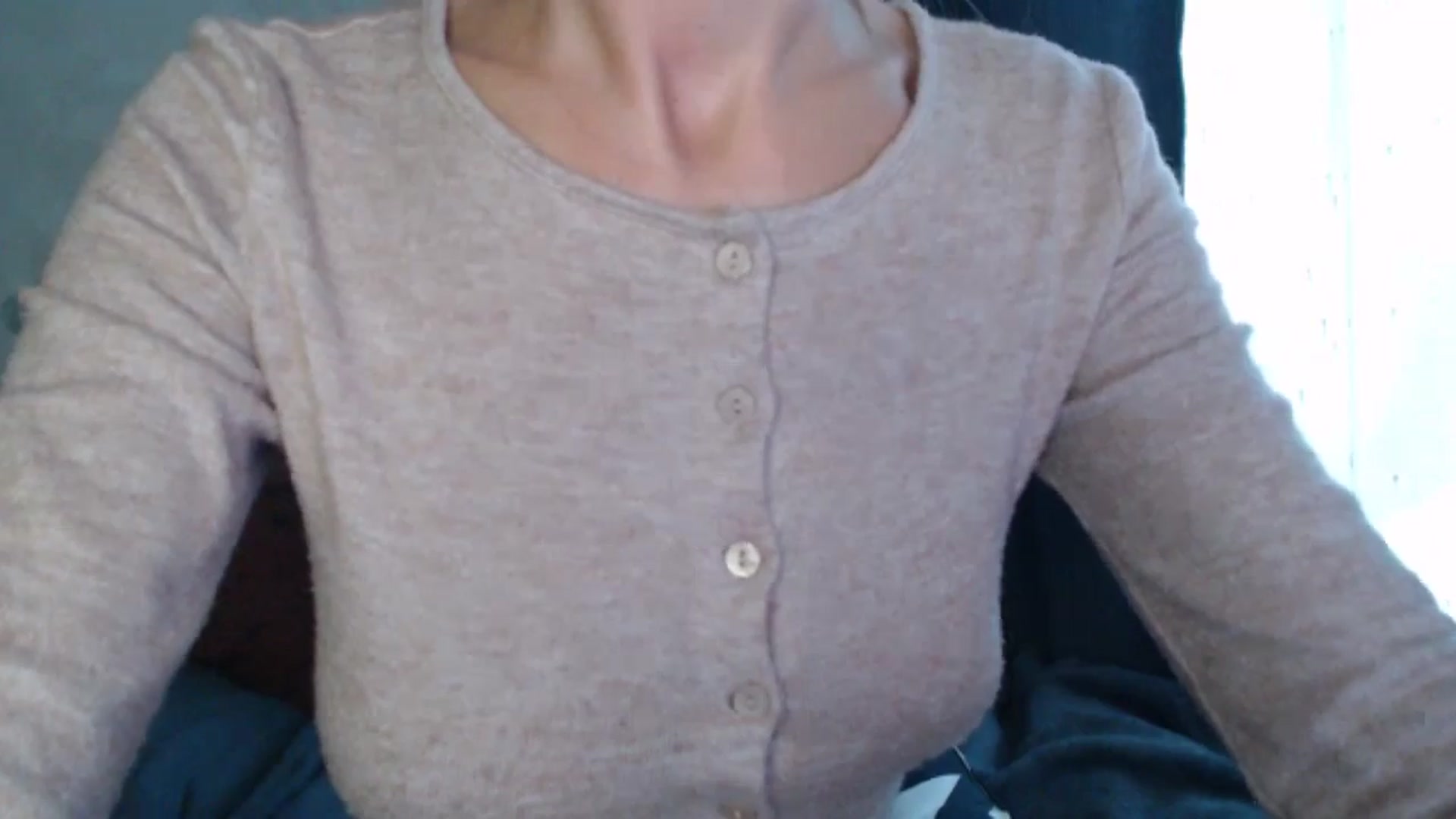 Gallery image thumbnail from Nora_Sweet's myfreecams stream on, 07/29/2024, 11:46 image 11 of 20