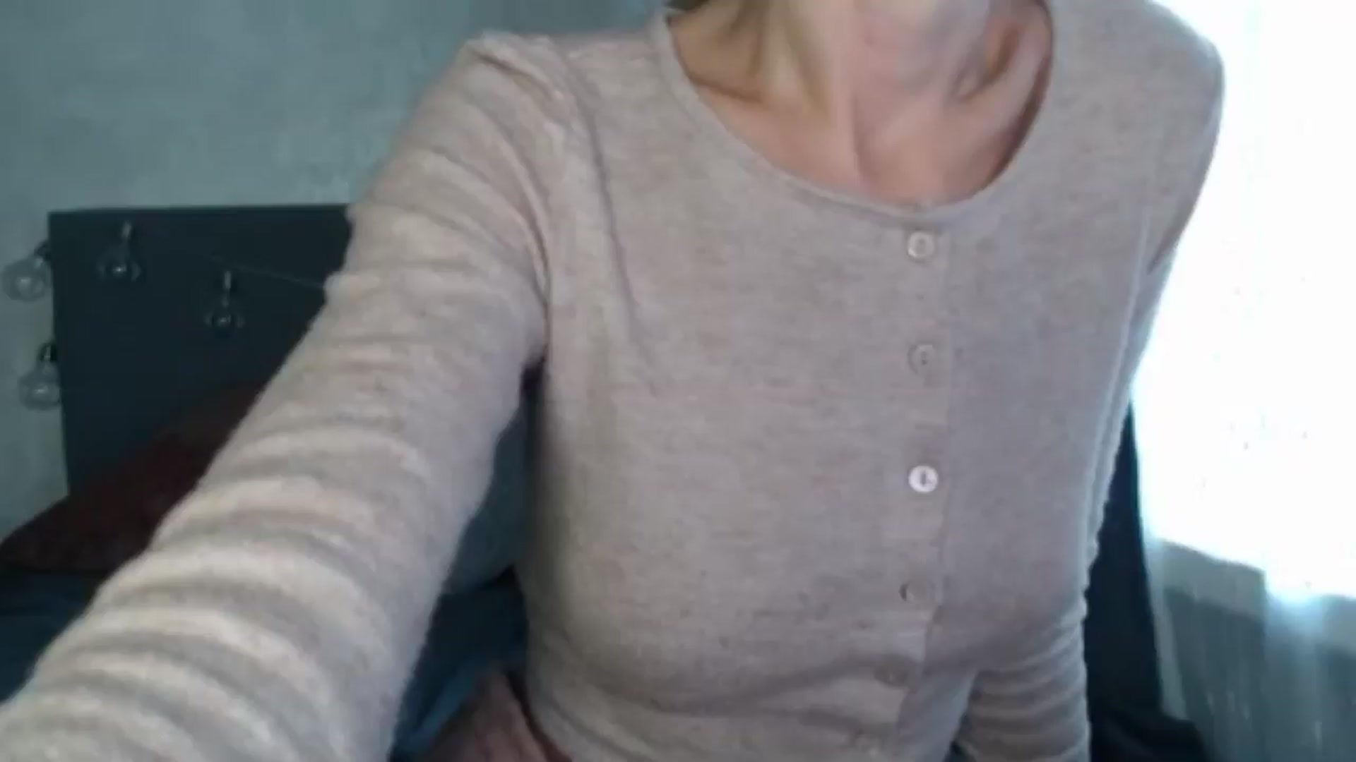 Gallery image thumbnail from Nora_Sweet's myfreecams stream on, 07/29/2024, 11:46 image 15 of 20