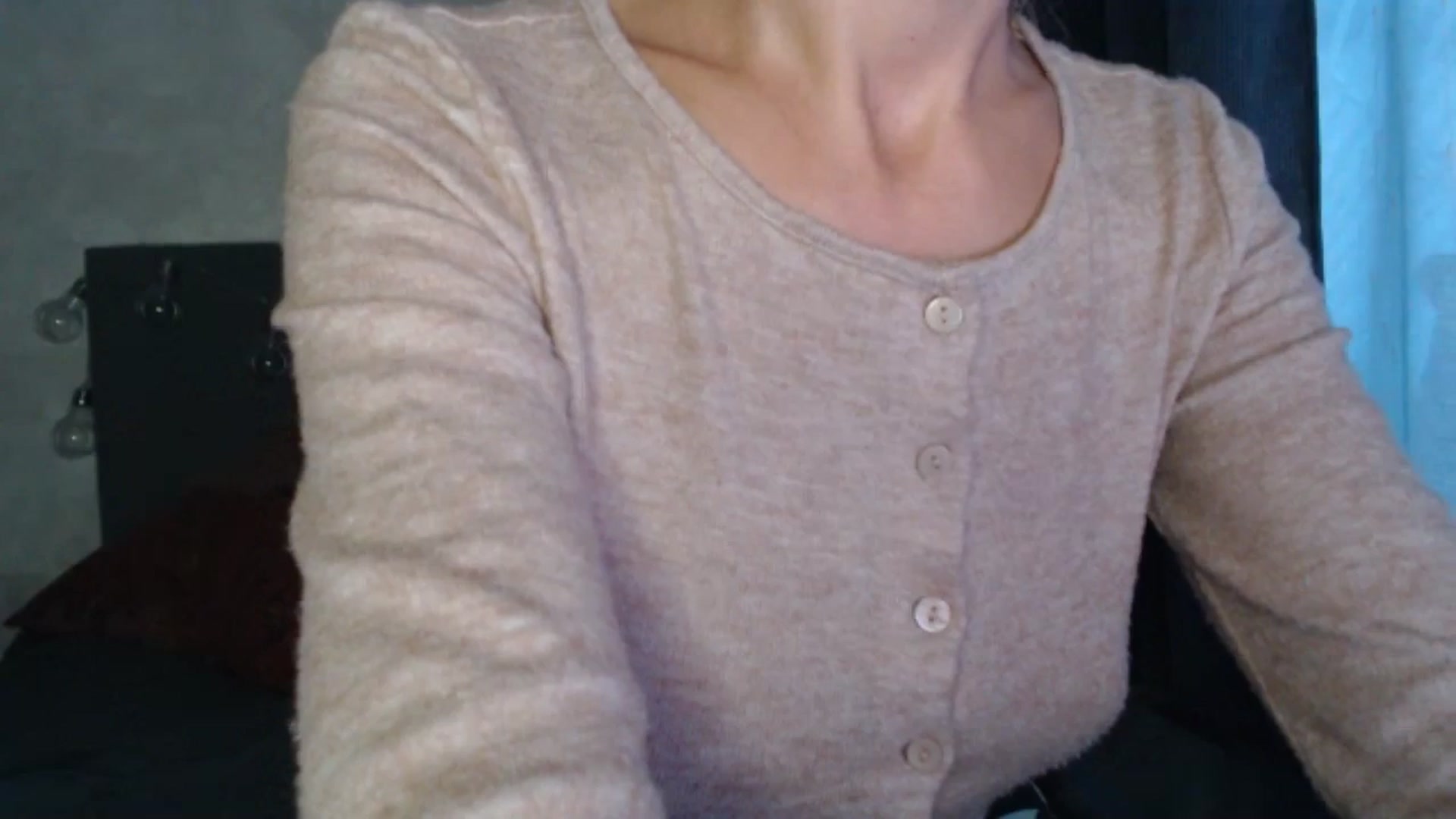 Gallery image thumbnail from Nora_Sweet's myfreecams stream on, 07/29/2024, 17:22 image 5 of 20