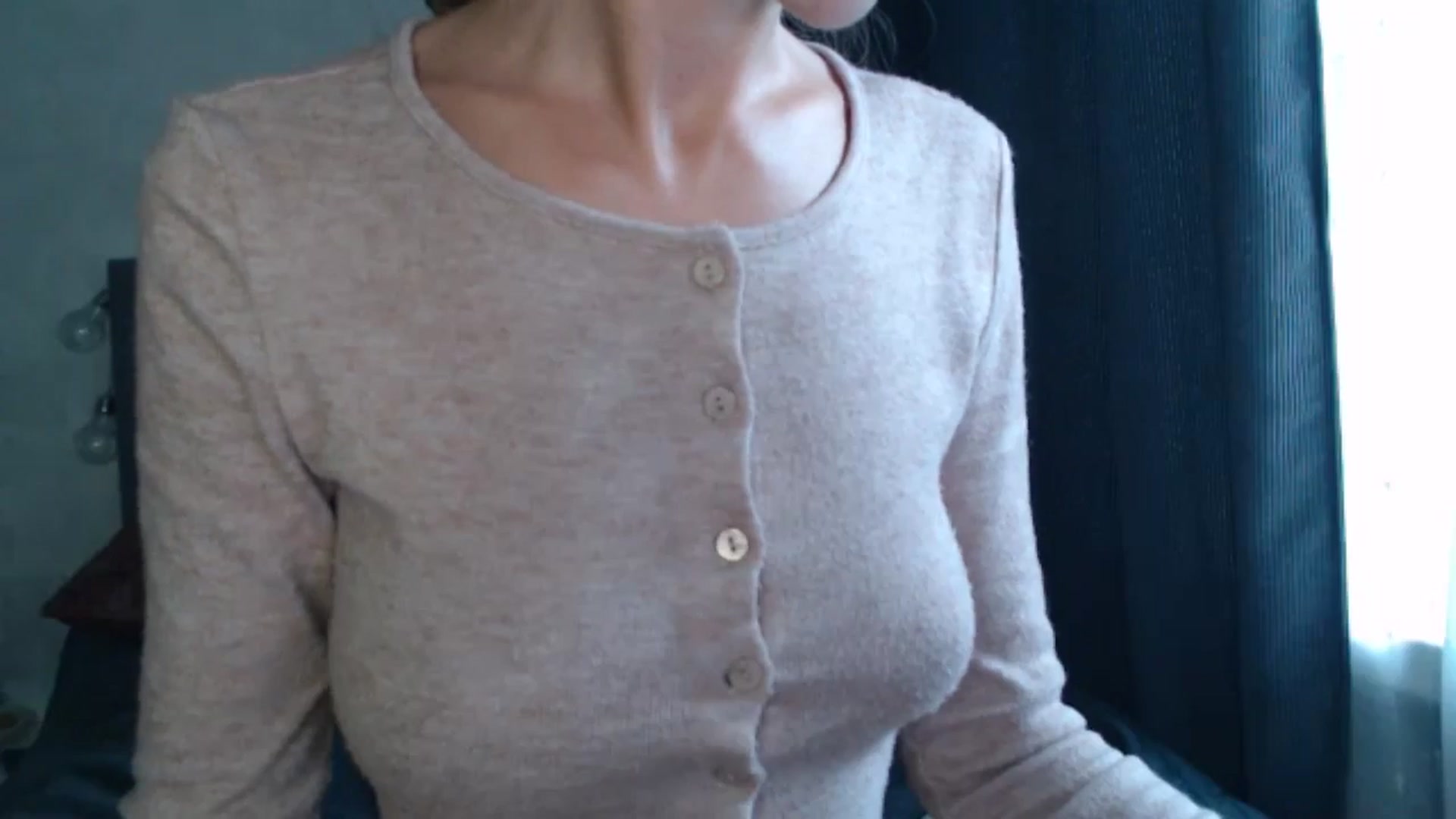 Gallery image thumbnail from Nora_Sweet's myfreecams stream on, 07/30/2024, 08:41 image 7 of 20