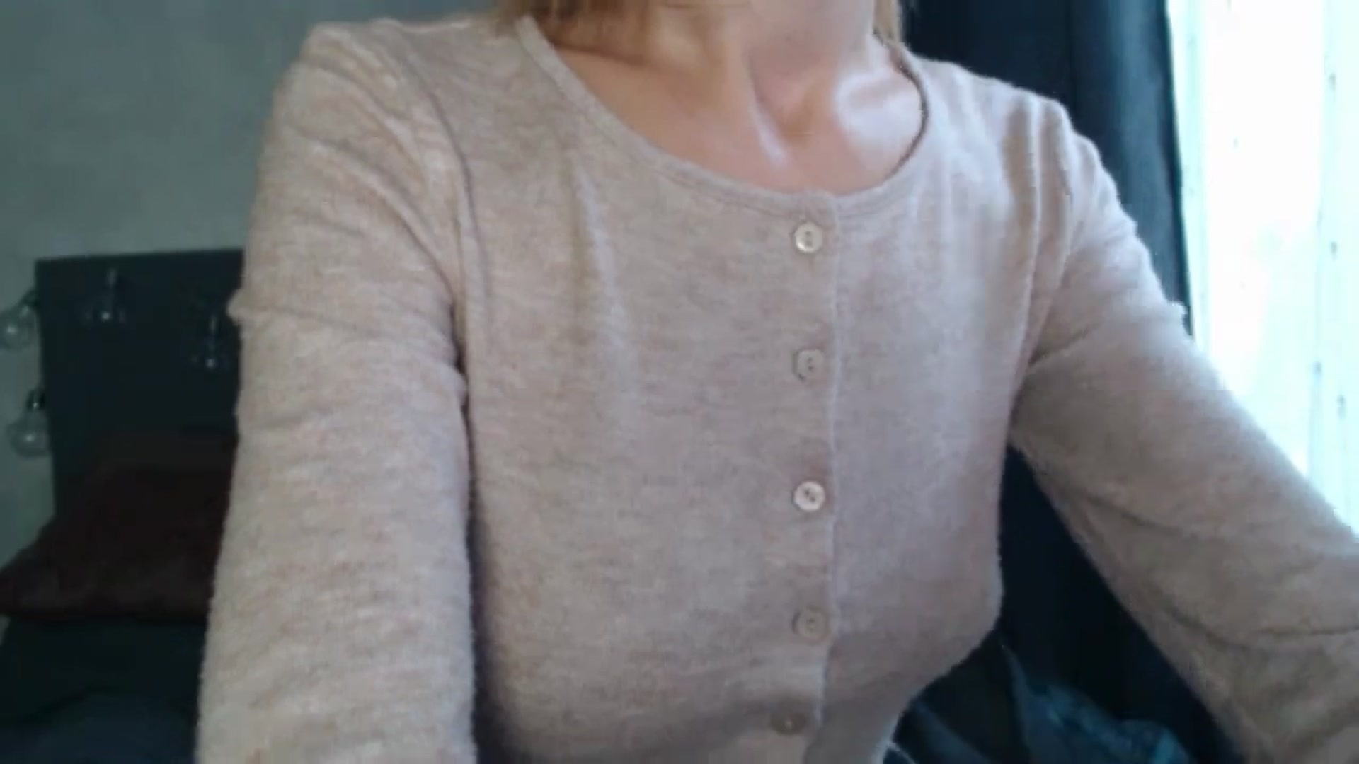 Gallery image thumbnail from Nora_Sweet's myfreecams stream on, 07/30/2024, 09:16 image 6 of 20