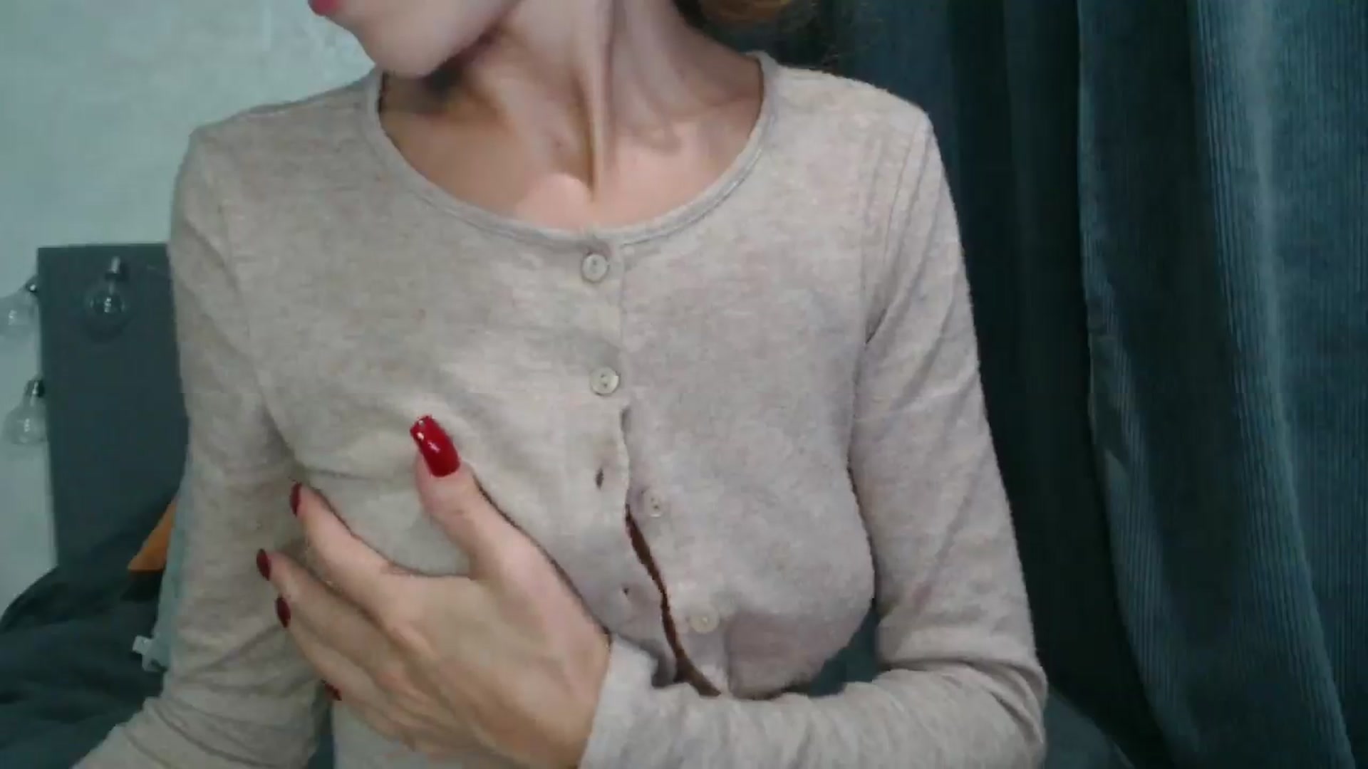 Gallery image thumbnail from Nora_Sweet's myfreecams stream on, 08/03/2024, 18:35 image 9 of 20