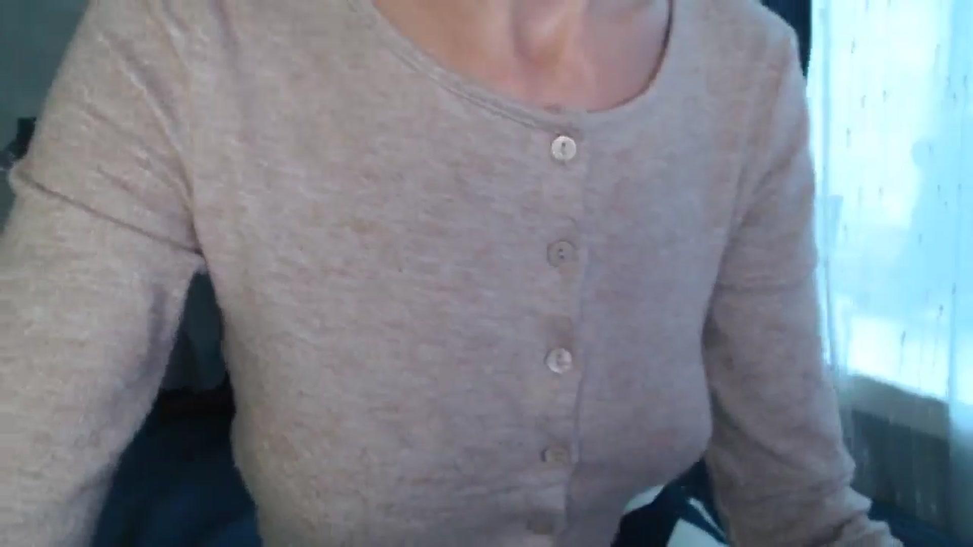 Gallery image thumbnail from Nora_Sweet's myfreecams stream on, 08/04/2024, 11:38 image 9 of 20