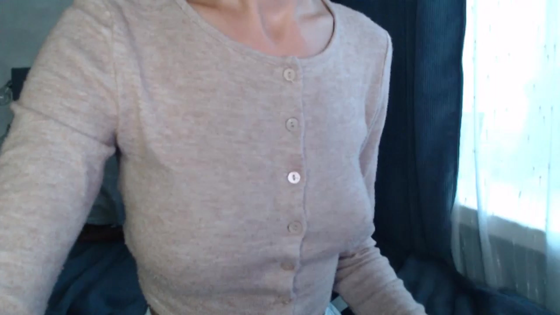 Gallery image thumbnail from Nora_Sweet's myfreecams stream on, 08/04/2024, 11:38 image 5 of 20