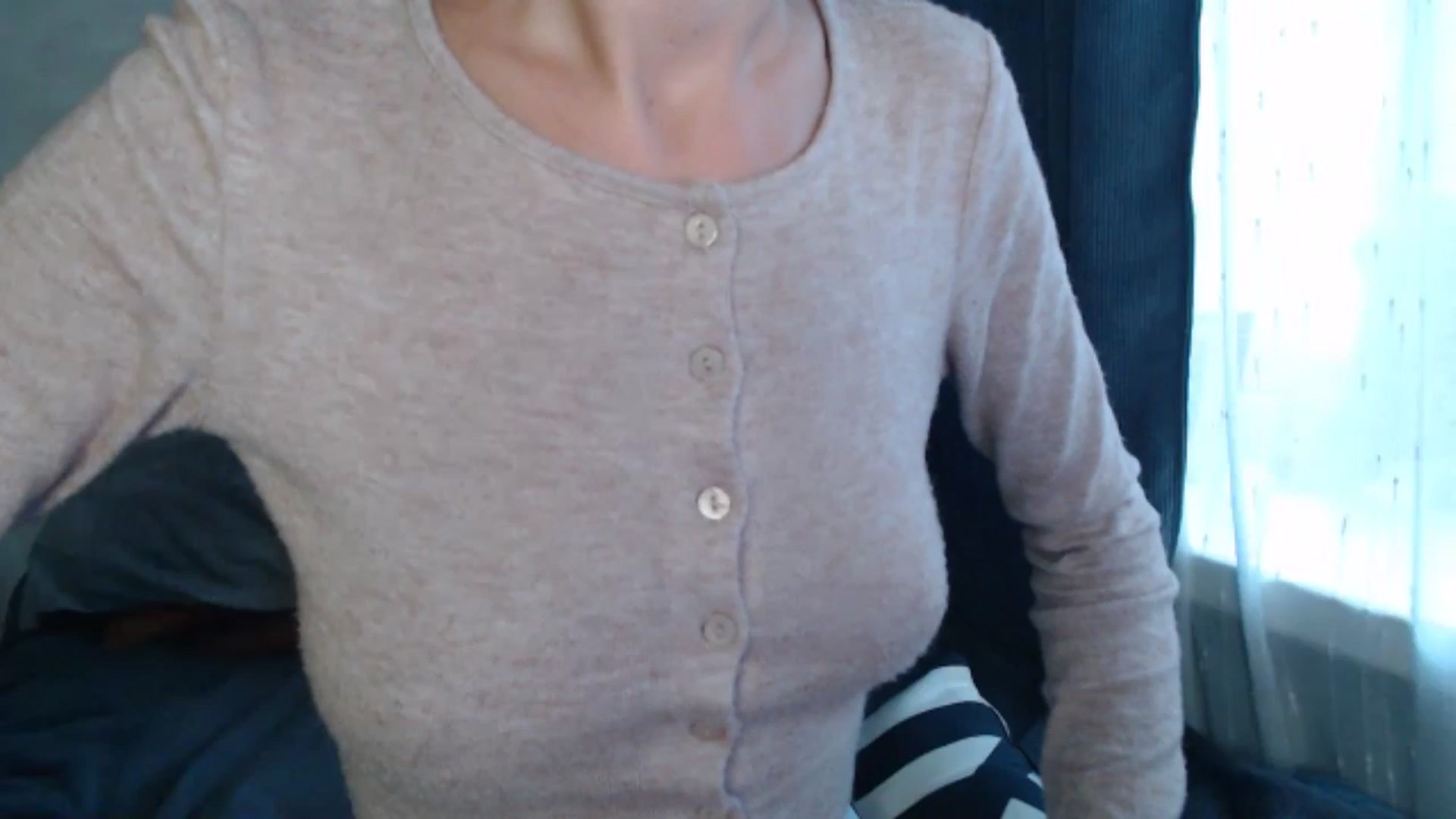 Gallery image thumbnail from Nora_Sweet's myfreecams stream on, 08/04/2024, 11:38 image 7 of 20