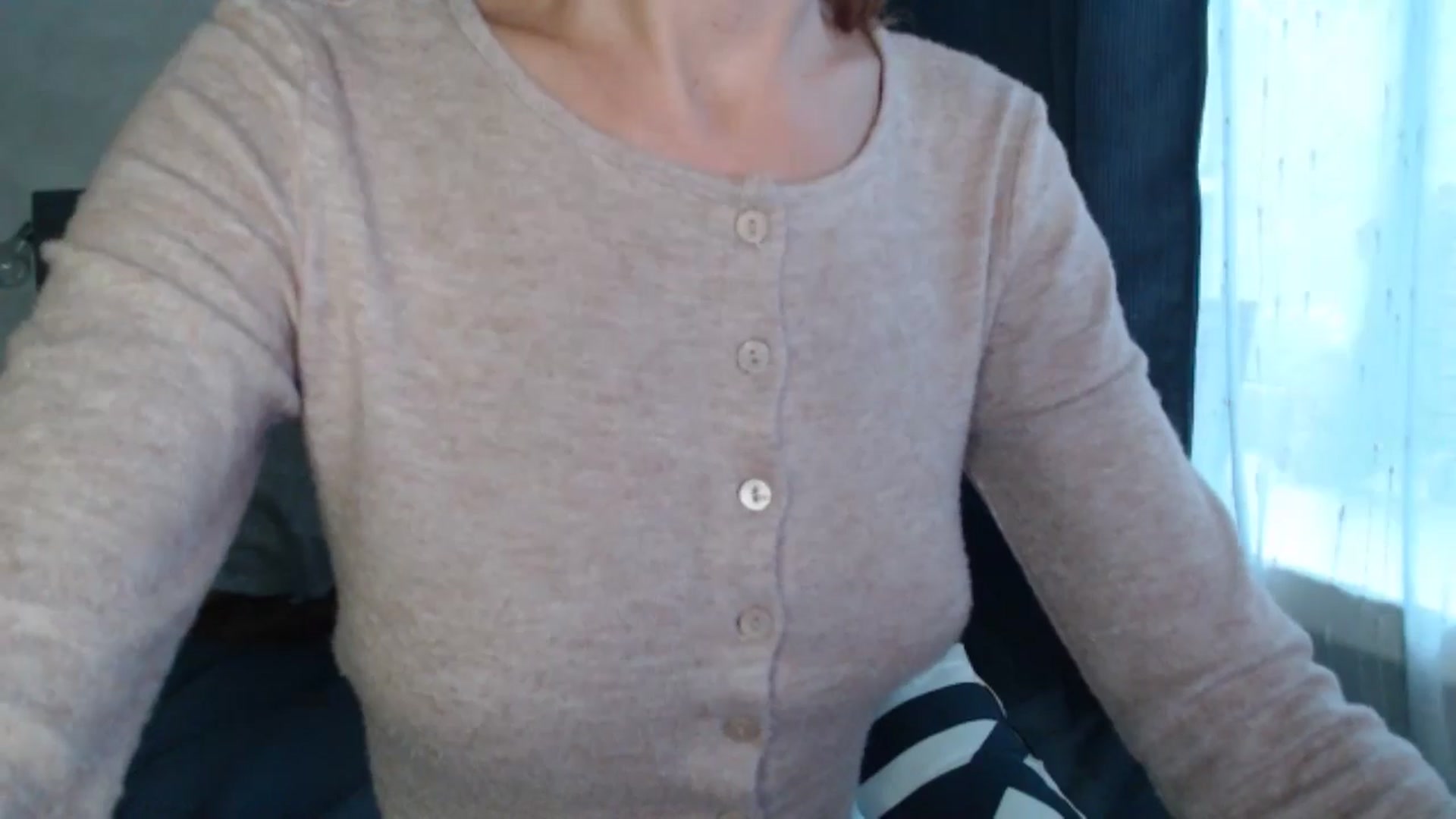 Gallery image thumbnail from Nora_Sweet's myfreecams stream on, 08/04/2024, 11:38 image 13 of 20