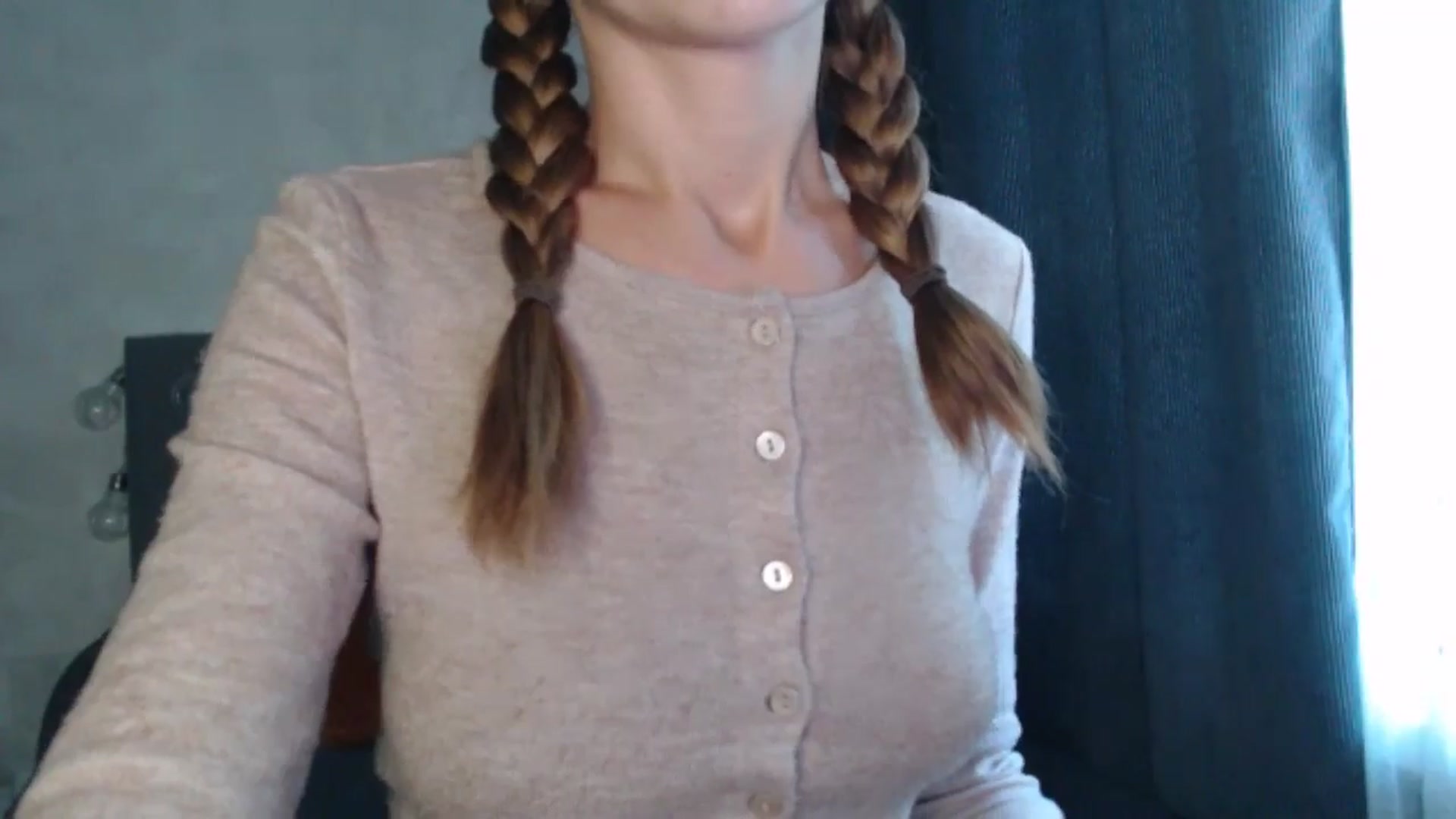 Gallery image thumbnail from Nora_Sweet's myfreecams stream on, 08/06/2024, 09:21 image 13 of 20