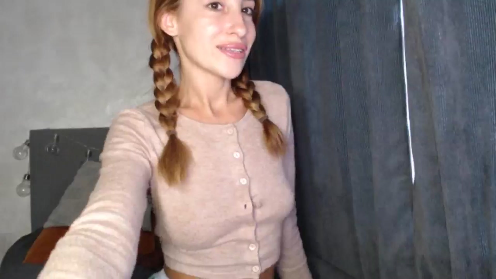 Gallery image thumbnail from Nora_Sweet's myfreecams stream on, 08/06/2024, 11:24 image 8 of 20