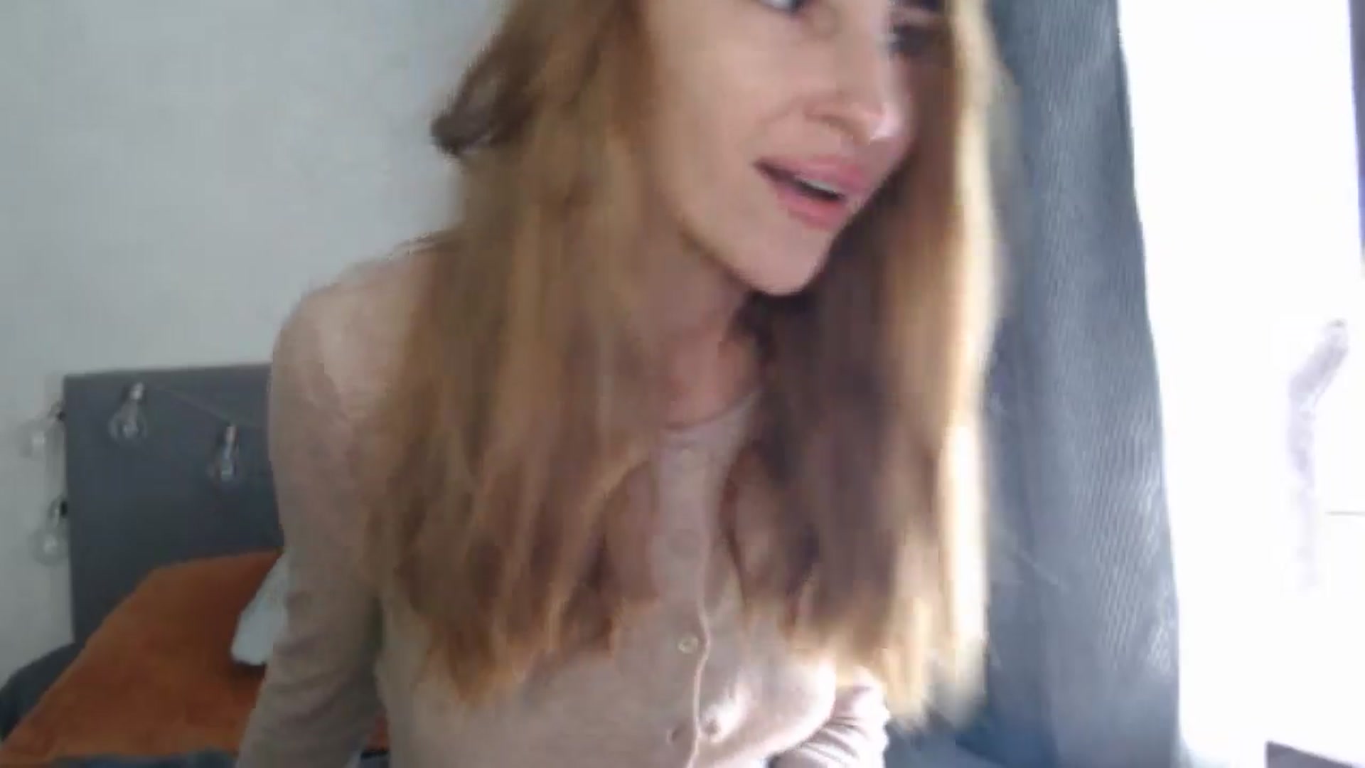 Gallery image thumbnail from Nora_Sweet's myfreecams stream on, 08/12/2024, 07:19 image 13 of 20